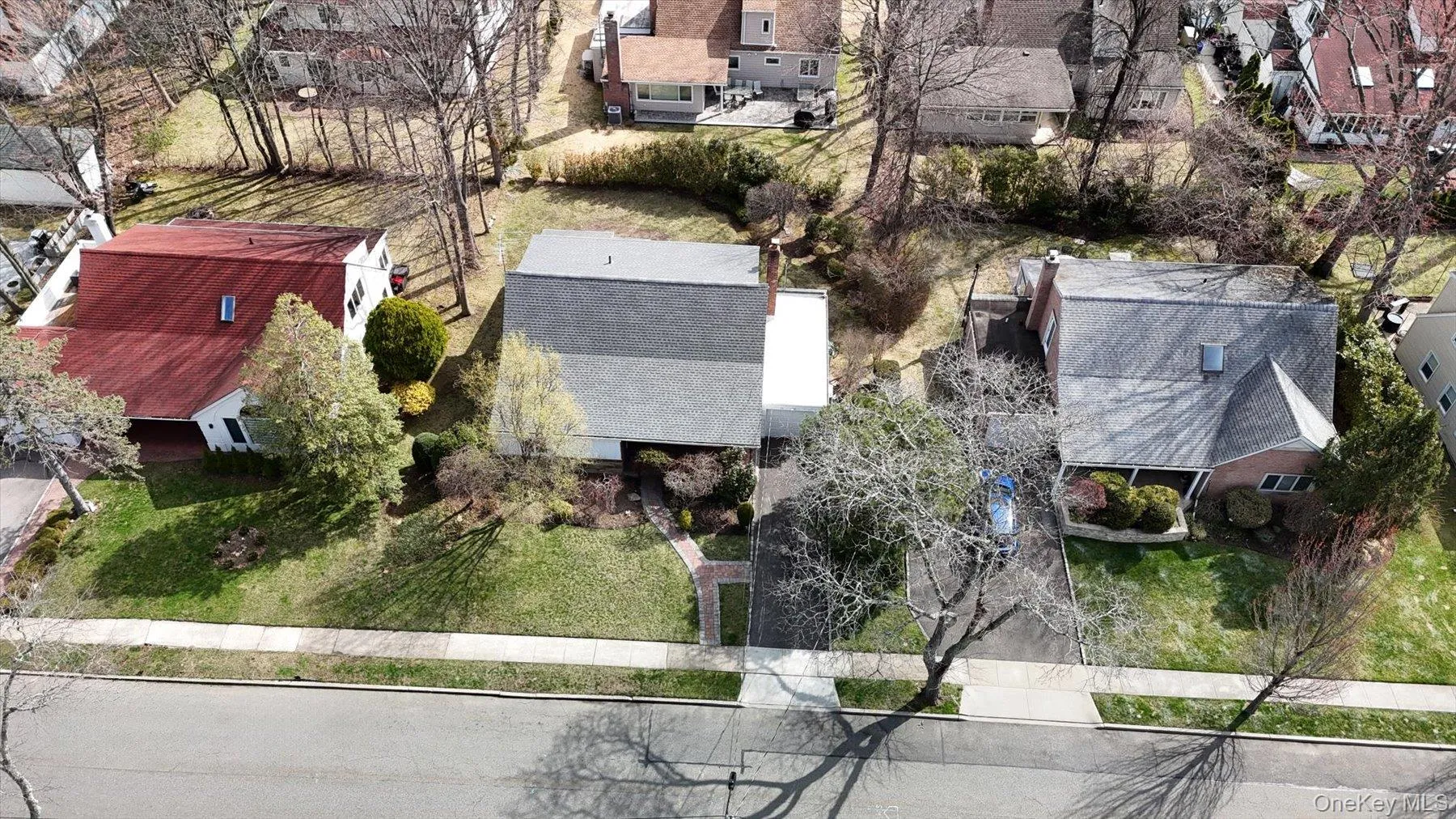 23 Hartley Road, North Hempstead, NY, 4 Bedrooms Bedrooms, 7 Rooms Rooms,3 BathroomsBathrooms,Residential,For Rent,Hartley,0,975814 23 Hartley Road, North Hempstead, NY, 4 Bedrooms Bedrooms, 7 Rooms Rooms,3 BathroomsBathrooms,Residential,For Rent,Hartley,0,975814