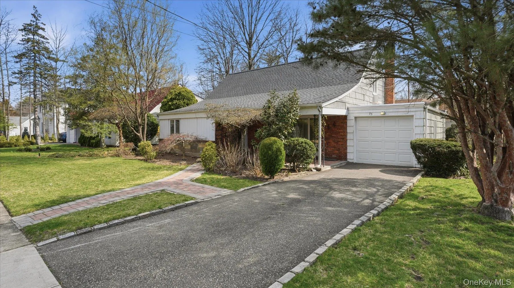 23 Hartley Road, North Hempstead, NY, 4 Bedrooms Bedrooms, 7 Rooms Rooms,3 BathroomsBathrooms,Residential,For Rent,Hartley,0,975814 23 Hartley Road, North Hempstead, NY, 4 Bedrooms Bedrooms, 7 Rooms Rooms,3 BathroomsBathrooms,Residential,For Rent,Hartley,0,975814