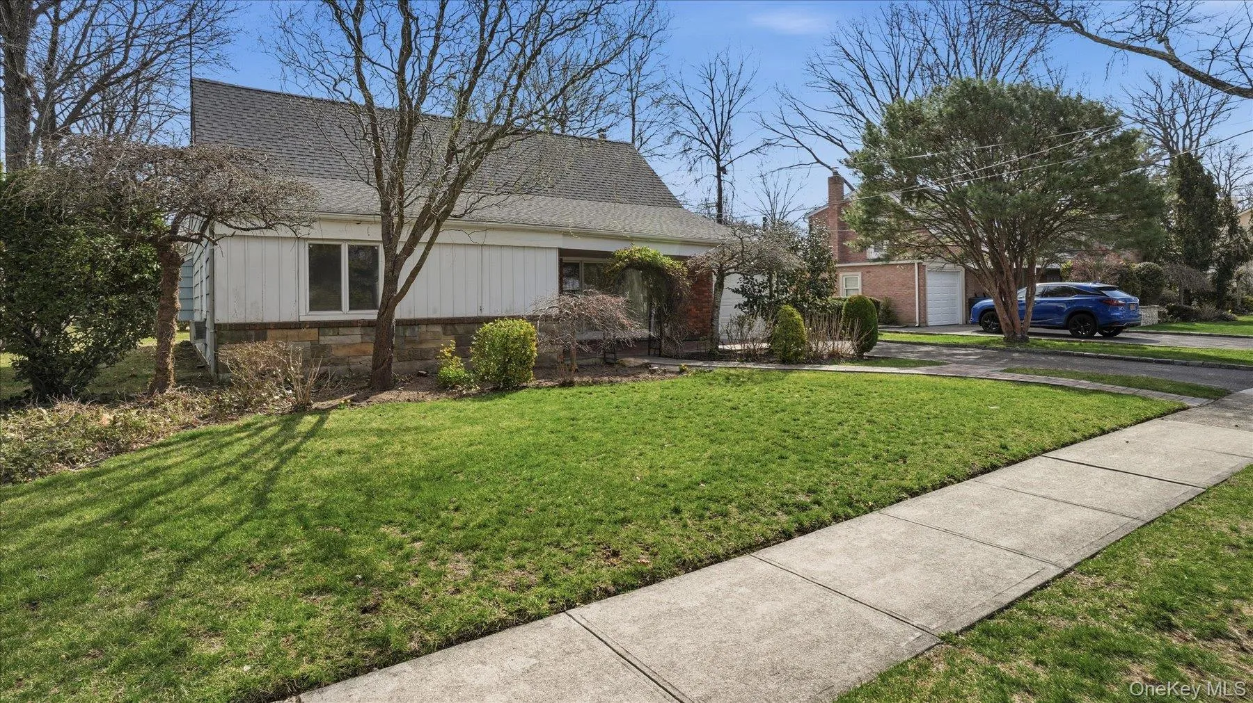 23 Hartley Road, North Hempstead, NY, 4 Bedrooms Bedrooms, 7 Rooms Rooms,3 BathroomsBathrooms,Residential,For Rent,Hartley,0,975814 23 Hartley Road, North Hempstead, NY, 4 Bedrooms Bedrooms, 7 Rooms Rooms,3 BathroomsBathrooms,Residential,For Rent,Hartley,0,975814