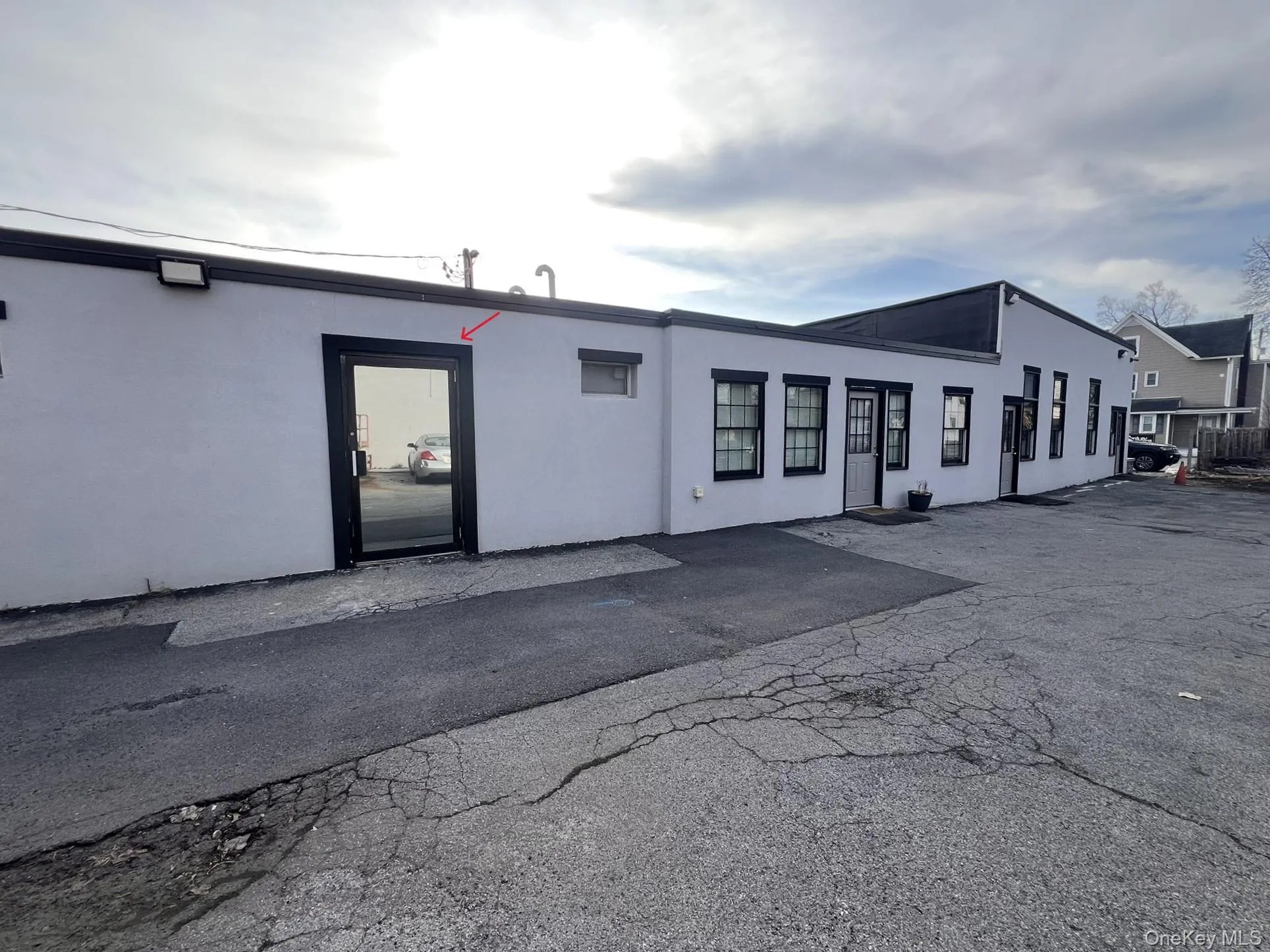 Side Entrance Side Entrance