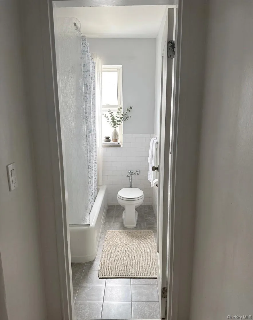 305 6th Avenue, Pelham, NY, 2 Bedrooms Bedrooms, 4 Rooms Rooms,1 BathroomBathrooms,Residential Lease,For Rent,6th,0,975828 305 6th Avenue, Pelham, NY, 2 Bedrooms Bedrooms, 4 Rooms Rooms,1 BathroomBathrooms,Residential Lease,For Rent,6th,0,975828