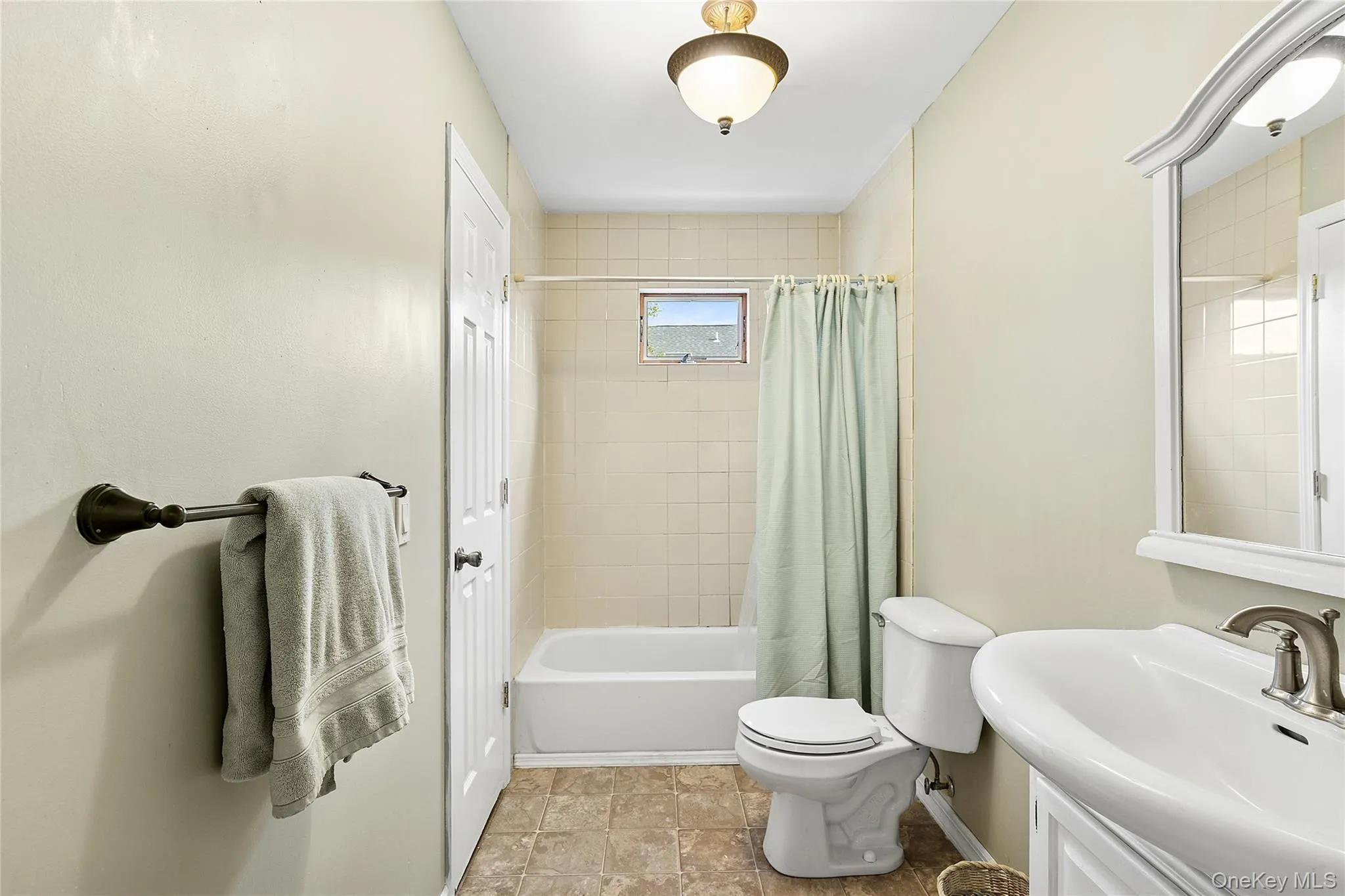 155 2nd Avenue, Southold, NY, 3 Bedrooms Bedrooms, 5 Rooms Rooms,1 BathroomBathrooms,Residential,For Rent,2nd,0,975848 155 2nd Avenue, Southold, NY, 3 Bedrooms Bedrooms, 5 Rooms Rooms,1 BathroomBathrooms,Residential,For Rent,2nd,0,975848
