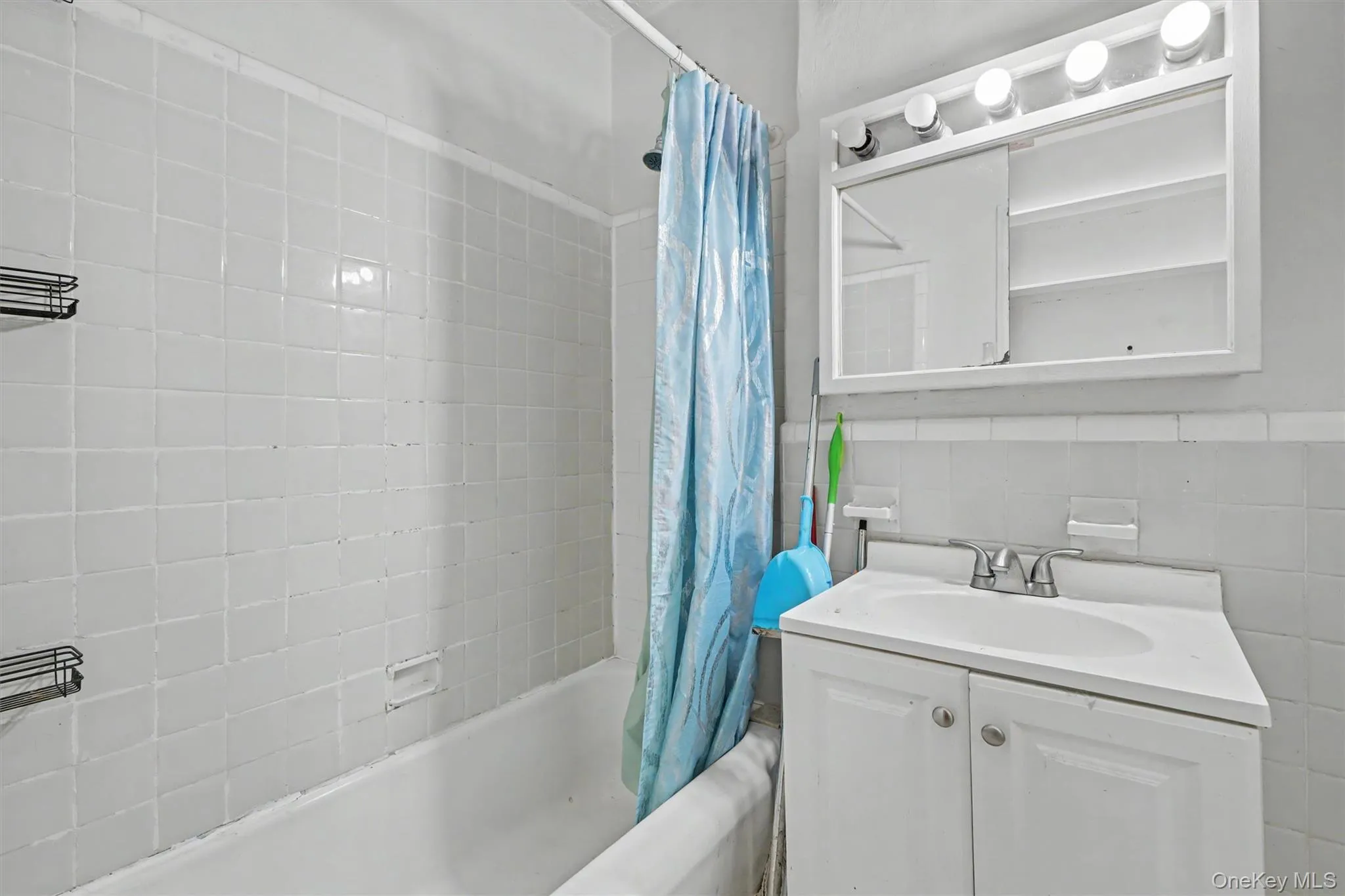2190 boston Road, New York, NY, 3 Rooms Rooms,1 BathroomBathrooms,Residential,For Rent,boston,0,975863 2190 boston Road, New York, NY, 3 Rooms Rooms,1 BathroomBathrooms,Residential,For Rent,boston,0,975863