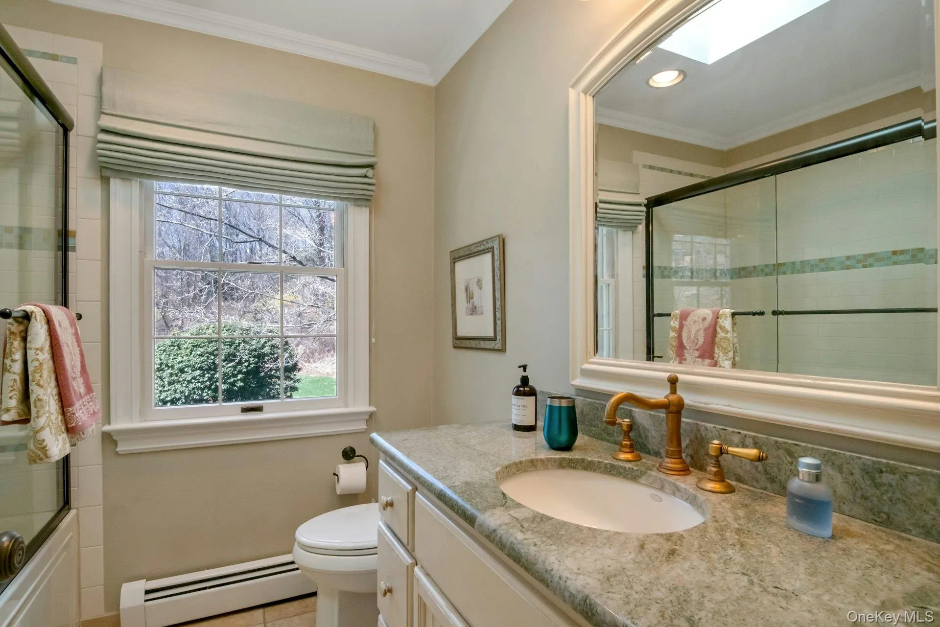 Hallway bath Hallway bath