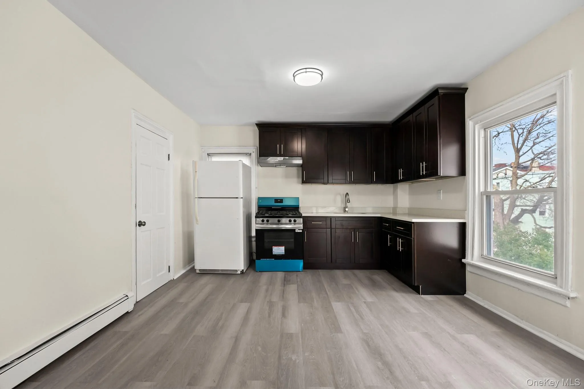 11 Lafayette Place, Yonkers, NY, 3 Bedrooms Bedrooms, 5 Rooms Rooms,1 BathroomBathrooms,Residential Lease,For Rent,Lafayette,0,975874 11 Lafayette Place, Yonkers, NY, 3 Bedrooms Bedrooms, 5 Rooms Rooms,1 BathroomBathrooms,Residential Lease,For Rent,Lafayette,0,975874