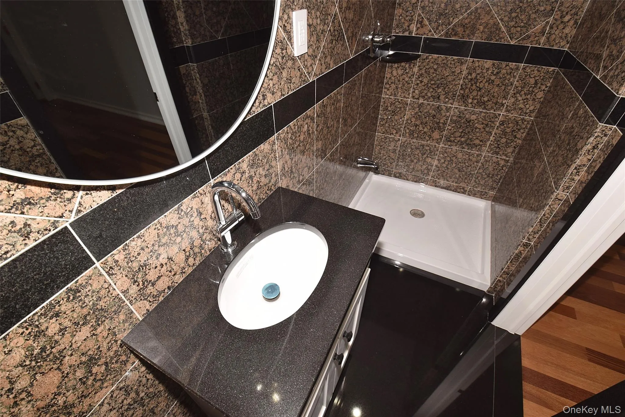 86-16 262nd Street, New York, NY, 3 Bedrooms Bedrooms, 6 Rooms Rooms,2 BathroomsBathrooms,Residential Lease,For Rent,262nd,0,975876 86-16 262nd Street, New York, NY, 3 Bedrooms Bedrooms, 6 Rooms Rooms,2 BathroomsBathrooms,Residential Lease,For Rent,262nd,0,975876