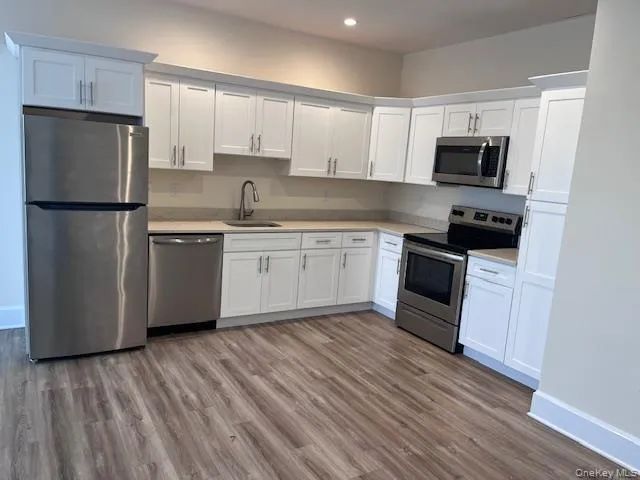 351 Montauk Highway, Babylon, NY, 1 Bedroom Bedrooms, 3 Rooms Rooms,1 BathroomBathrooms,Residential Lease,For Rent,Montauk,0,975881 351 Montauk Highway, Babylon, NY, 1 Bedroom Bedrooms, 3 Rooms Rooms,1 BathroomBathrooms,Residential Lease,For Rent,Montauk,0,975881