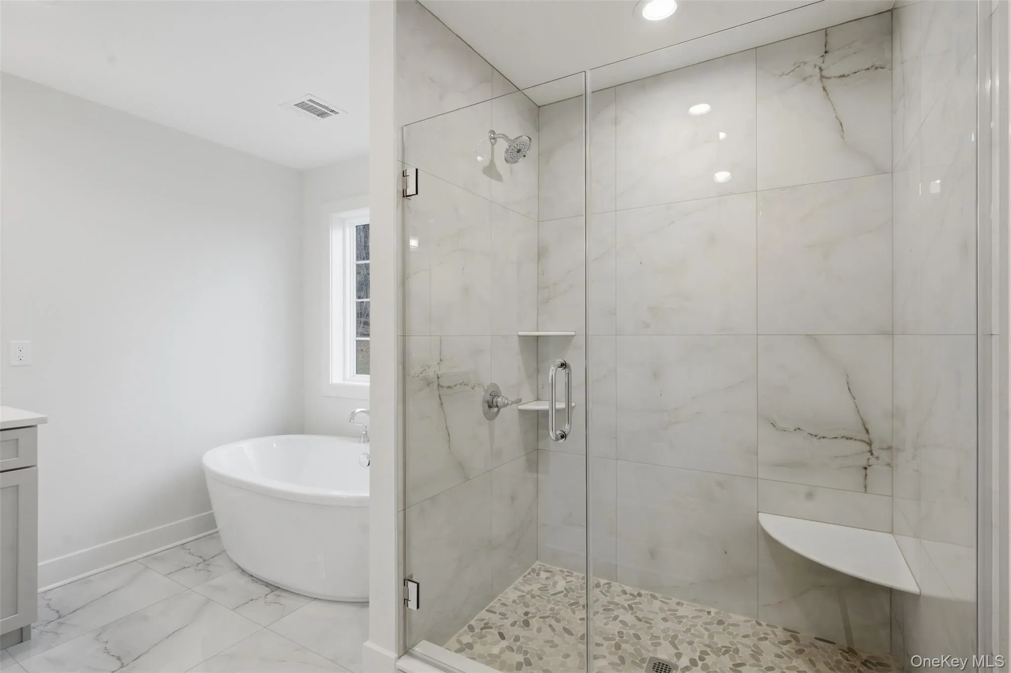 16 Mc Donald Court, New Windsor, NY, 4 Bedrooms Bedrooms, 14 Rooms Rooms,2 BathroomsBathrooms,Residential Sale,For Rent,Mc Donald,0,975894 16 Mc Donald Court, New Windsor, NY, 4 Bedrooms Bedrooms, 14 Rooms Rooms,2 BathroomsBathrooms,Residential Sale,For Rent,Mc Donald,0,975894