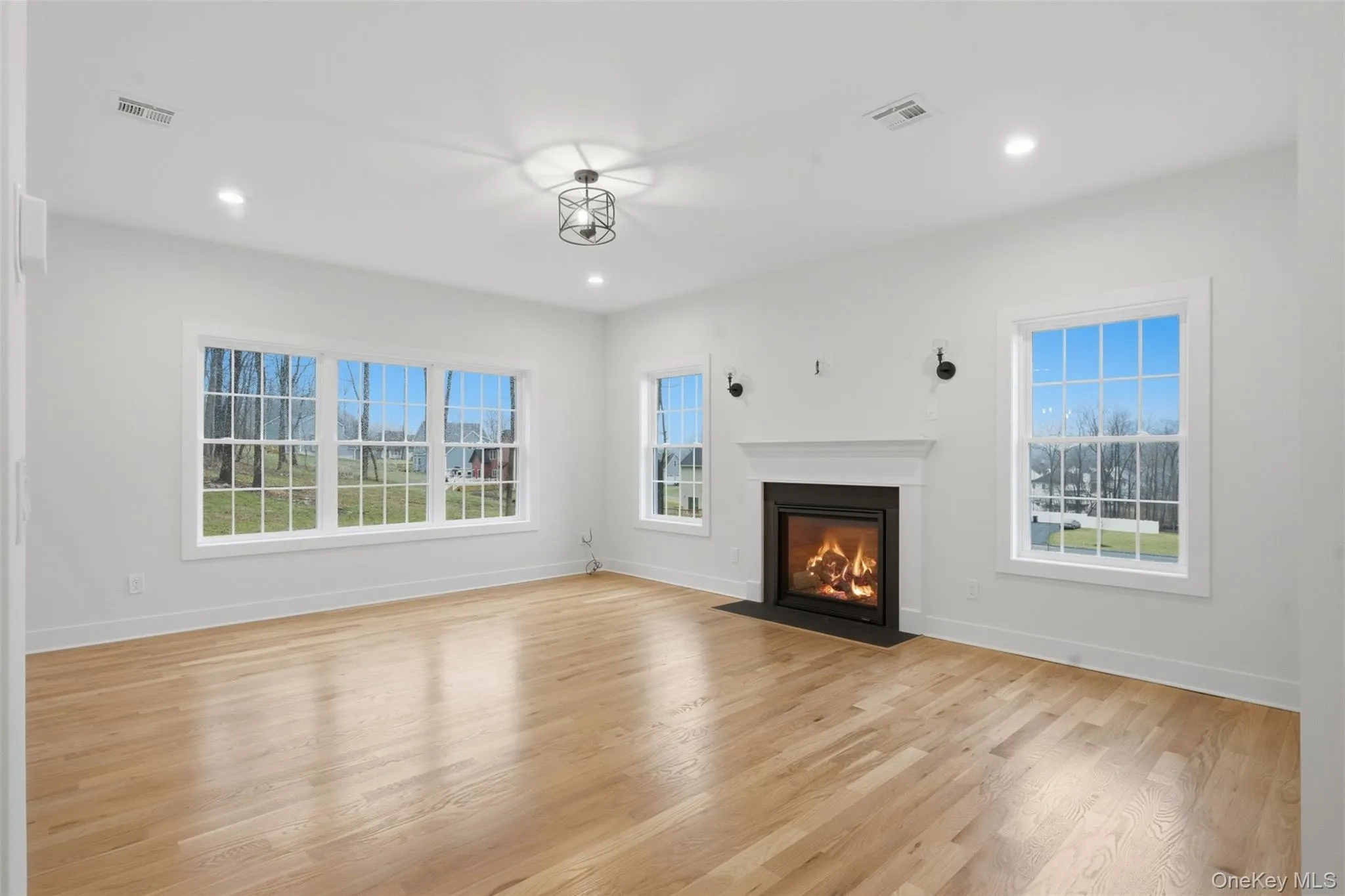16 Mc Donald Court, New Windsor, NY, 4 Bedrooms Bedrooms, 14 Rooms Rooms,2 BathroomsBathrooms,Residential Sale,For Rent,Mc Donald,0,975894 16 Mc Donald Court, New Windsor, NY, 4 Bedrooms Bedrooms, 14 Rooms Rooms,2 BathroomsBathrooms,Residential Sale,For Rent,Mc Donald,0,975894
