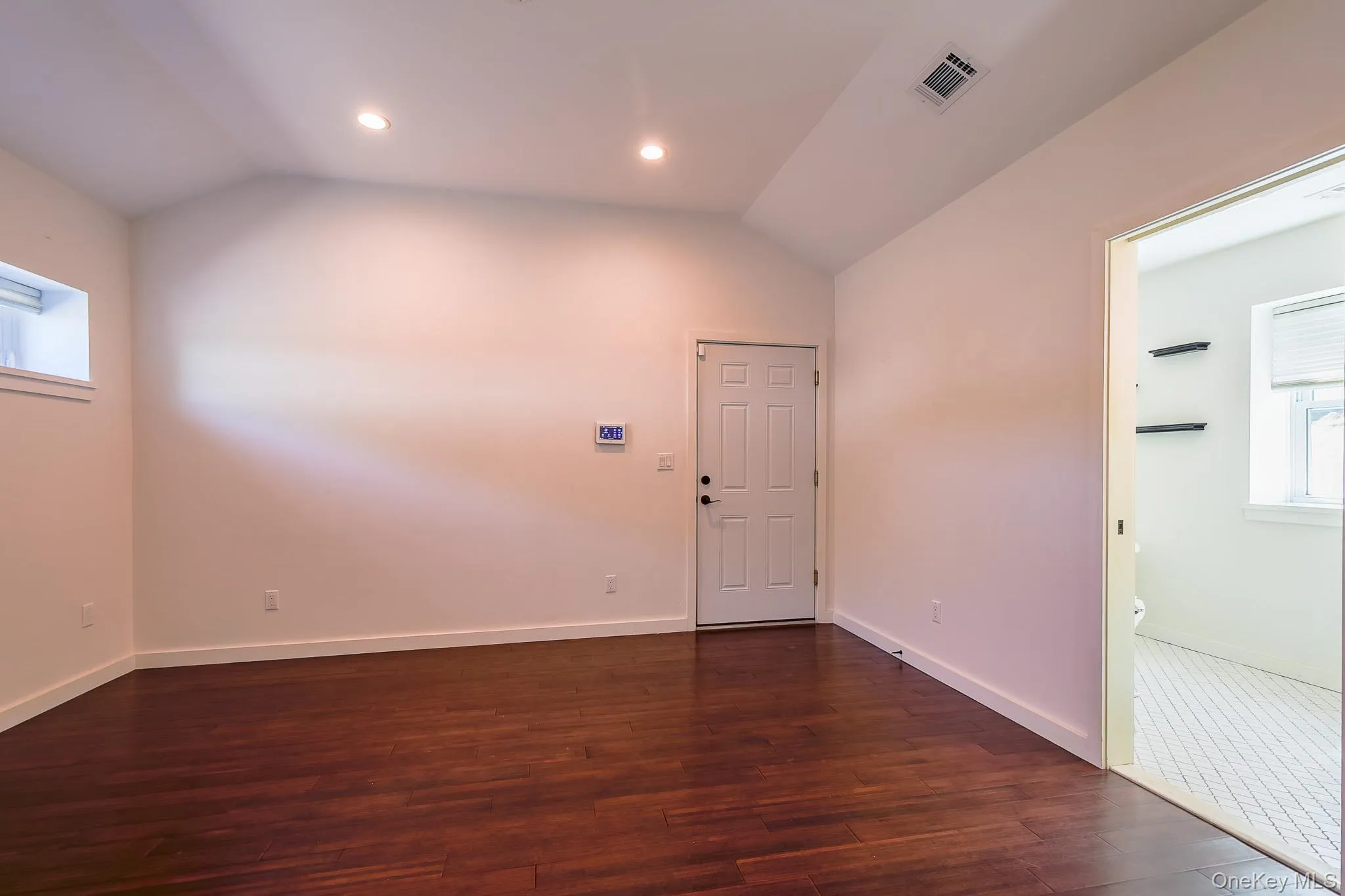 16 Clark Place, Carmel, NY, 1 Bedroom Bedrooms, 6 Rooms Rooms,2 BathroomsBathrooms,Residential,For Rent,Clark,0,975895 16 Clark Place, Carmel, NY, 1 Bedroom Bedrooms, 6 Rooms Rooms,2 BathroomsBathrooms,Residential,For Rent,Clark,0,975895