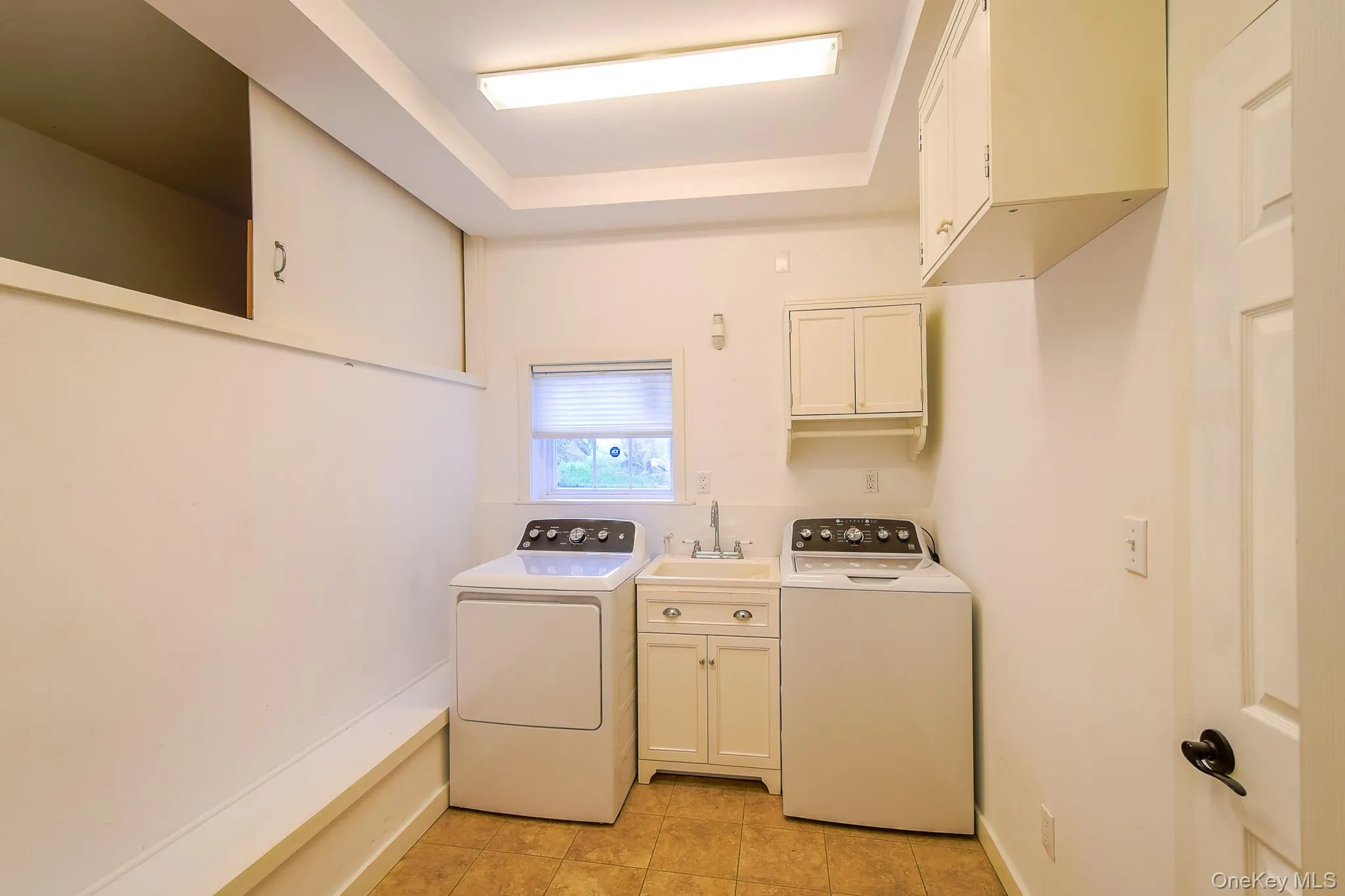 16 Clark Place, Carmel, NY, 1 Bedroom Bedrooms, 6 Rooms Rooms,2 BathroomsBathrooms,Residential,For Rent,Clark,0,975895 16 Clark Place, Carmel, NY, 1 Bedroom Bedrooms, 6 Rooms Rooms,2 BathroomsBathrooms,Residential,For Rent,Clark,0,975895