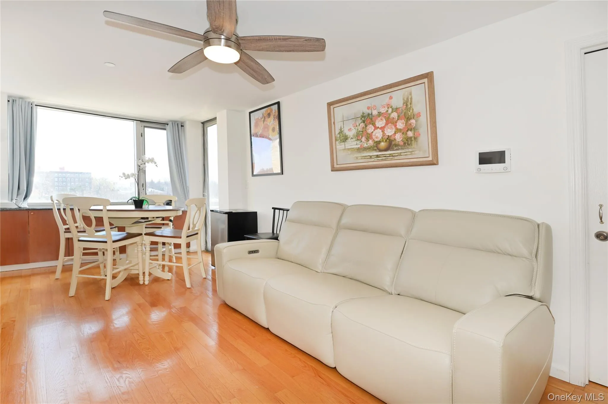 31-18 Union Street, New York, NY, 3 Bedrooms Bedrooms, 7 Rooms Rooms,3 BathroomsBathrooms,Residential,For Rent,Union,0,975900 31-18 Union Street, New York, NY, 3 Bedrooms Bedrooms, 7 Rooms Rooms,3 BathroomsBathrooms,Residential,For Rent,Union,0,975900