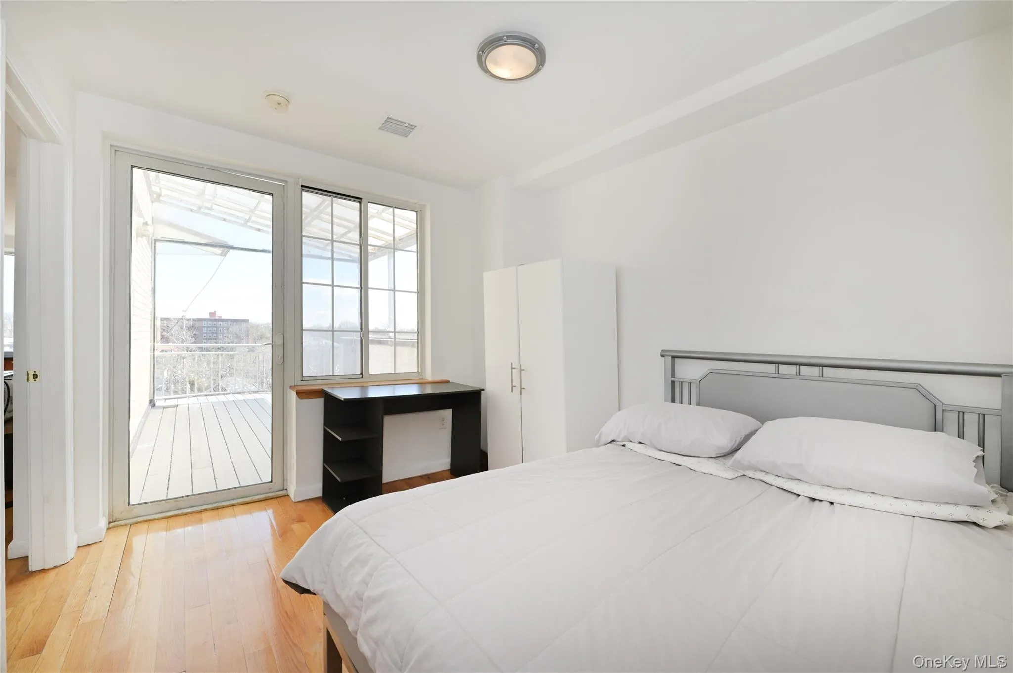 31-18 Union Street, New York, NY, 3 Bedrooms Bedrooms, 7 Rooms Rooms,3 BathroomsBathrooms,Residential,For Rent,Union,0,975900 31-18 Union Street, New York, NY, 3 Bedrooms Bedrooms, 7 Rooms Rooms,3 BathroomsBathrooms,Residential,For Rent,Union,0,975900