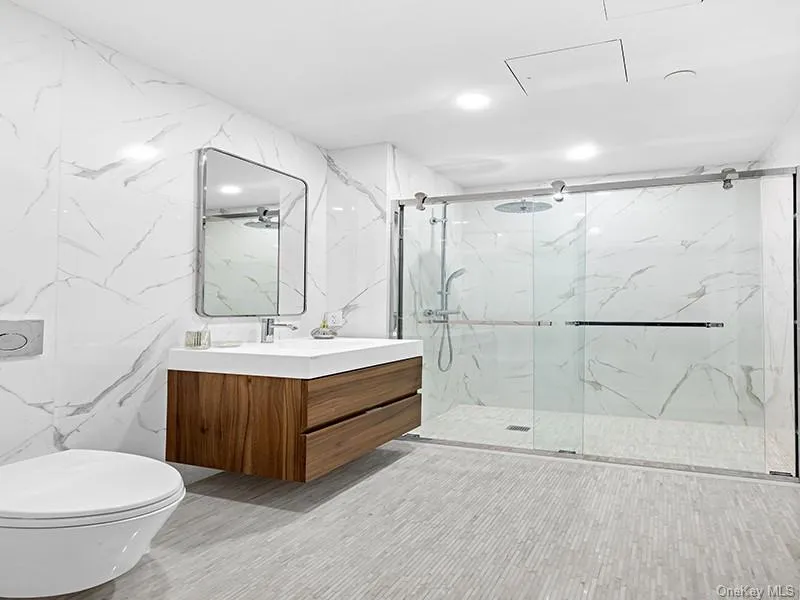 78-29 Austin Street, New York, NY, 3 Bedrooms Bedrooms, 6 Rooms Rooms,3 BathroomsBathrooms,Residential,For Rent,Austin,0,975901 78-29 Austin Street, New York, NY, 3 Bedrooms Bedrooms, 6 Rooms Rooms,3 BathroomsBathrooms,Residential,For Rent,Austin,0,975901