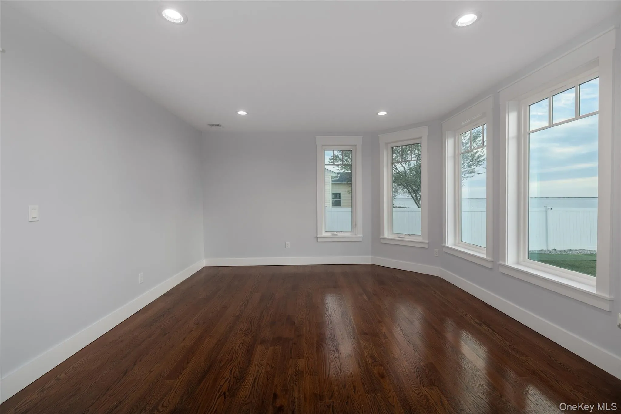 72 Grandview Drive, Brookhaven, NY, 3 Bedrooms Bedrooms, 8 Rooms Rooms,2 BathroomsBathrooms,Residential,For Rent,Grandview,0,975912 72 Grandview Drive, Brookhaven, NY, 3 Bedrooms Bedrooms, 8 Rooms Rooms,2 BathroomsBathrooms,Residential,For Rent,Grandview,0,975912