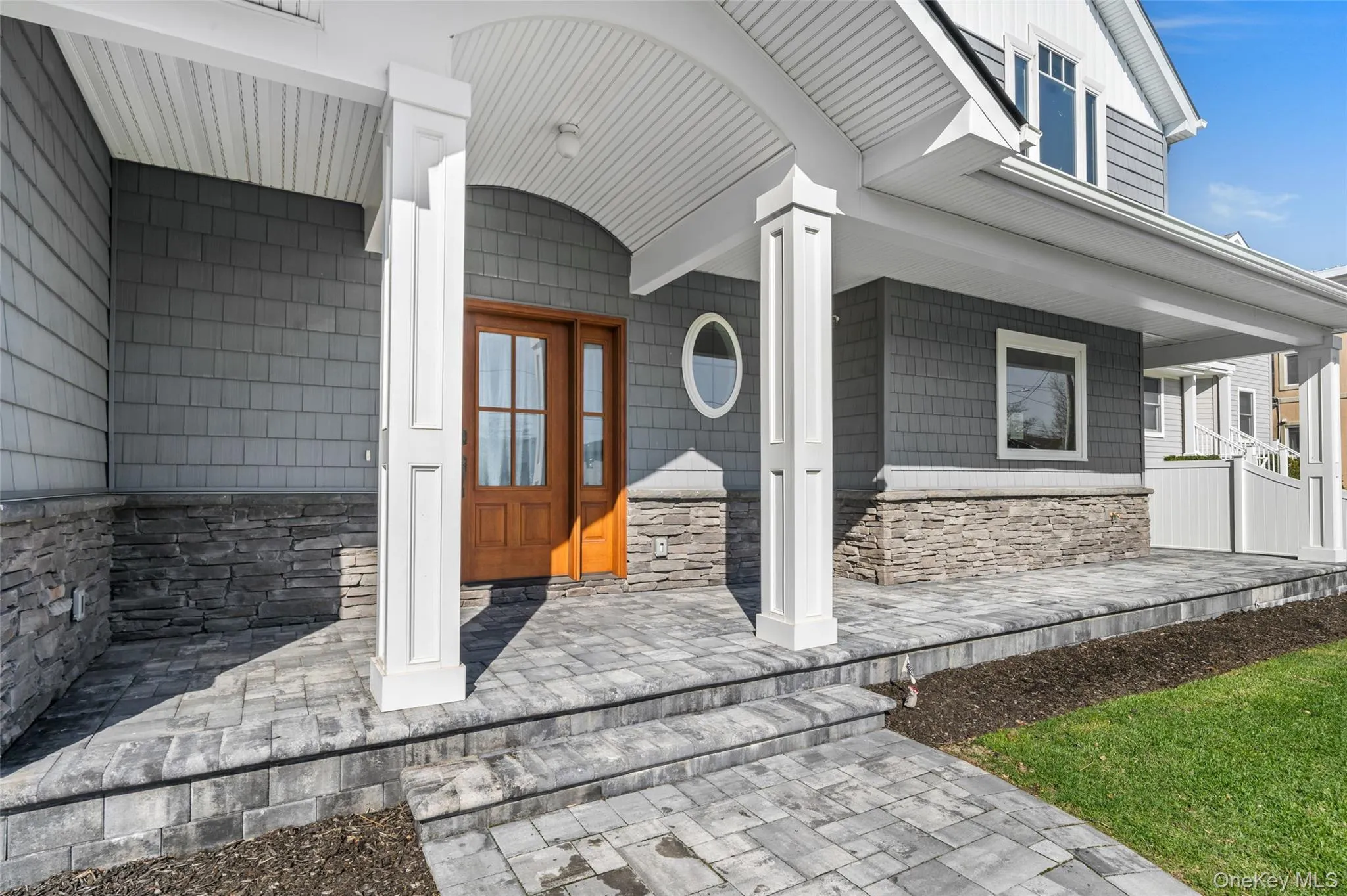 72 Grandview Drive, Brookhaven, NY, 3 Bedrooms Bedrooms, 8 Rooms Rooms,2 BathroomsBathrooms,Residential,For Rent,Grandview,0,975912 72 Grandview Drive, Brookhaven, NY, 3 Bedrooms Bedrooms, 8 Rooms Rooms,2 BathroomsBathrooms,Residential,For Rent,Grandview,0,975912
