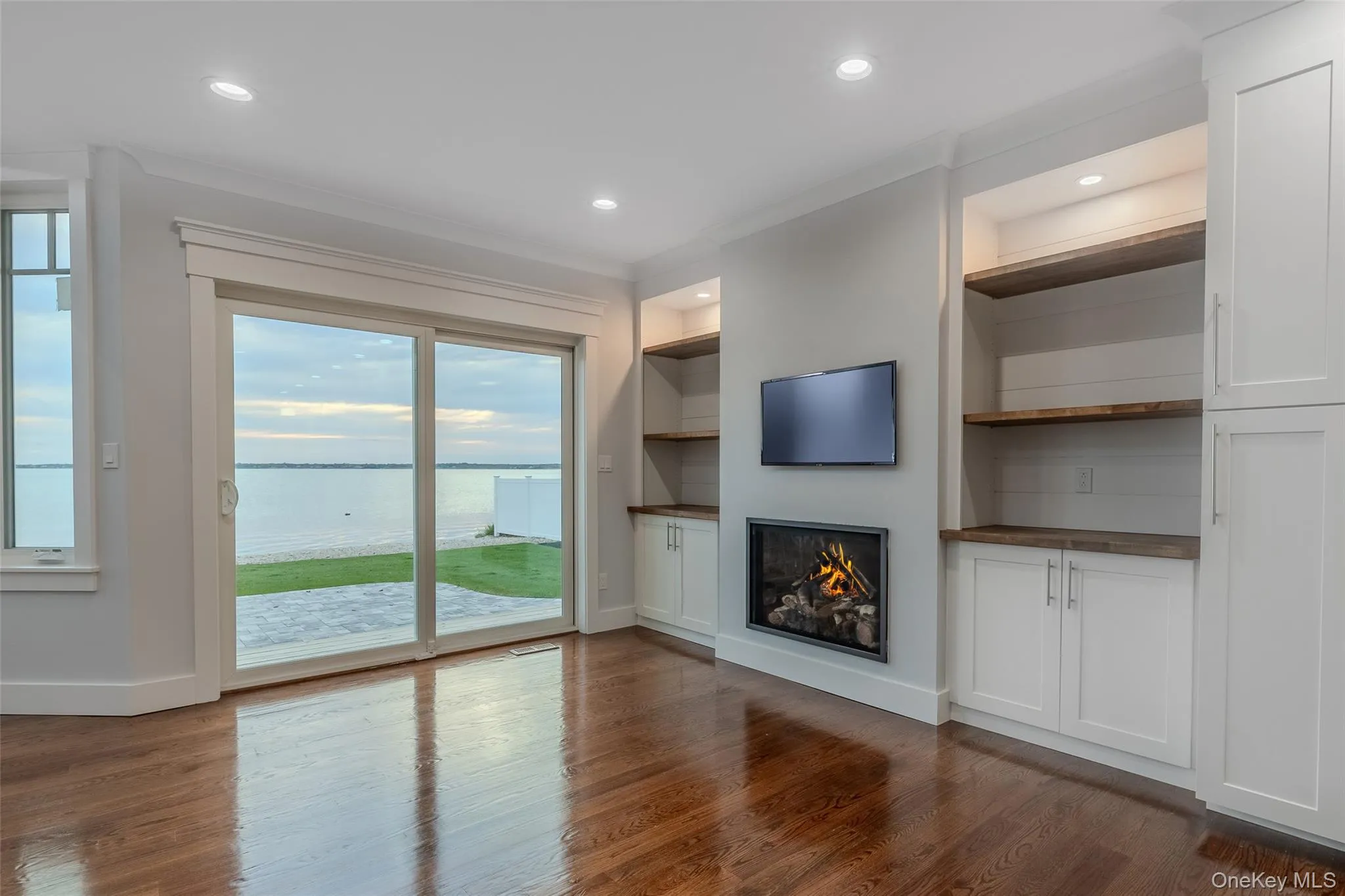 72 Grandview Drive, Brookhaven, NY, 3 Bedrooms Bedrooms, 8 Rooms Rooms,2 BathroomsBathrooms,Residential,For Rent,Grandview,0,975912 72 Grandview Drive, Brookhaven, NY, 3 Bedrooms Bedrooms, 8 Rooms Rooms,2 BathroomsBathrooms,Residential,For Rent,Grandview,0,975912