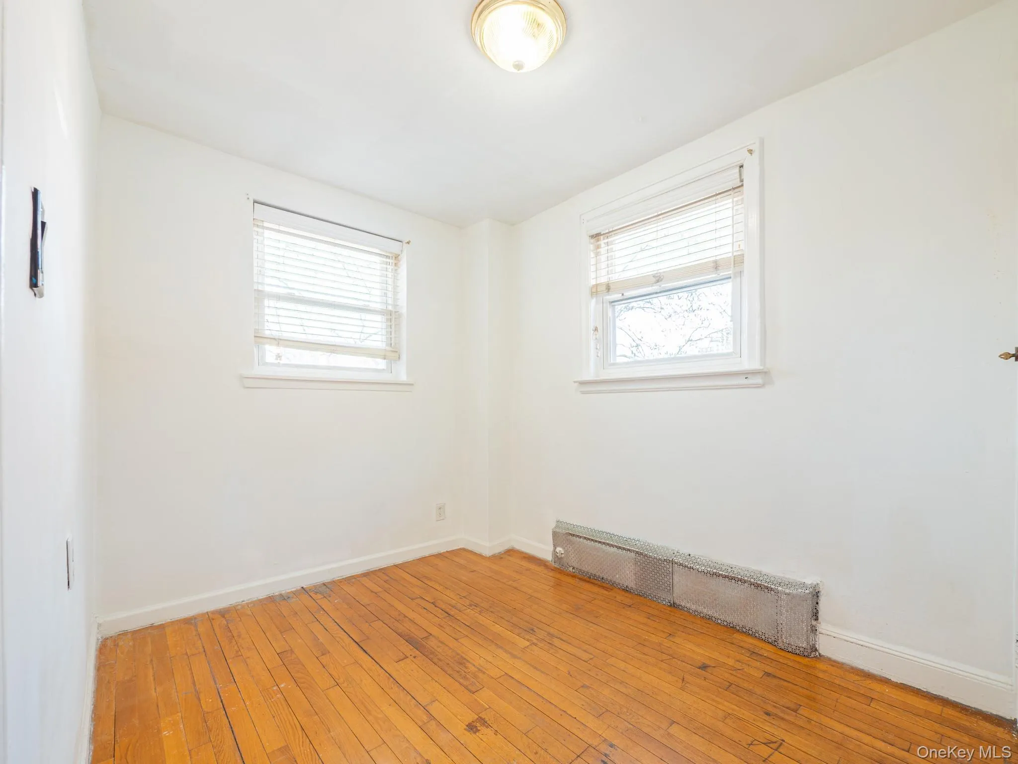 98-25 67th Avenue, New York, NY, 4 Bedrooms Bedrooms, 6 Rooms Rooms,2 BathroomsBathrooms,Residential Sale,For Rent,67th,0,975919 98-25 67th Avenue, New York, NY, 4 Bedrooms Bedrooms, 6 Rooms Rooms,2 BathroomsBathrooms,Residential Sale,For Rent,67th,0,975919