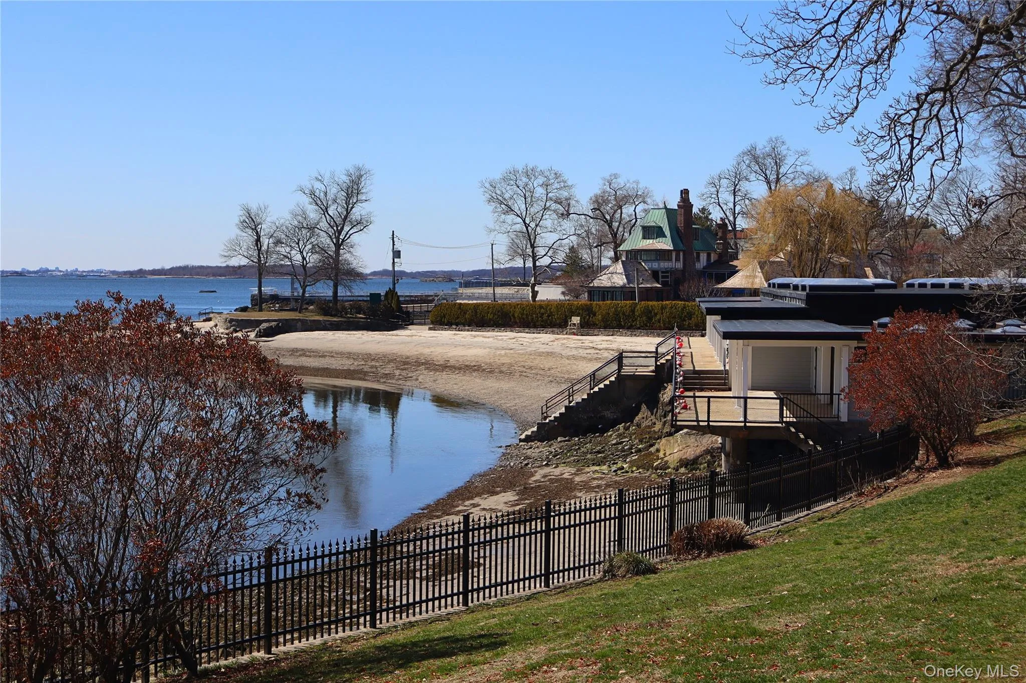 14 Bonnett Avenue, Mamaroneck, NY, 3 Bedrooms Bedrooms, 6 Rooms Rooms,2 BathroomsBathrooms,Residential Lease,For Rent,Bonnett,0,975931 14 Bonnett Avenue, Mamaroneck, NY, 3 Bedrooms Bedrooms, 6 Rooms Rooms,2 BathroomsBathrooms,Residential Lease,For Rent,Bonnett,0,975931