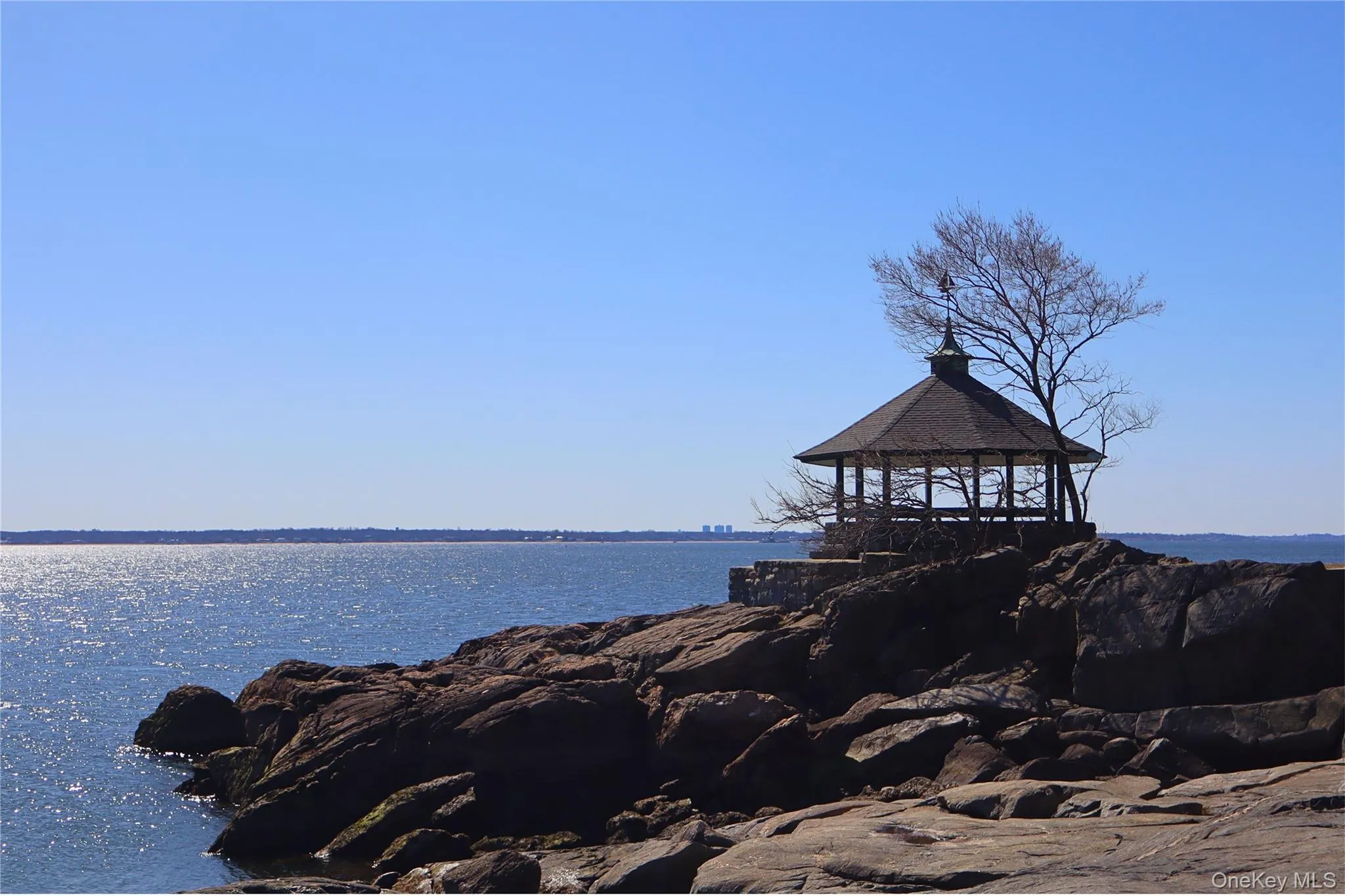 14 Bonnett Avenue, Mamaroneck, NY, 3 Bedrooms Bedrooms, 6 Rooms Rooms,2 BathroomsBathrooms,Residential Lease,For Rent,Bonnett,0,975931 14 Bonnett Avenue, Mamaroneck, NY, 3 Bedrooms Bedrooms, 6 Rooms Rooms,2 BathroomsBathrooms,Residential Lease,For Rent,Bonnett,0,975931