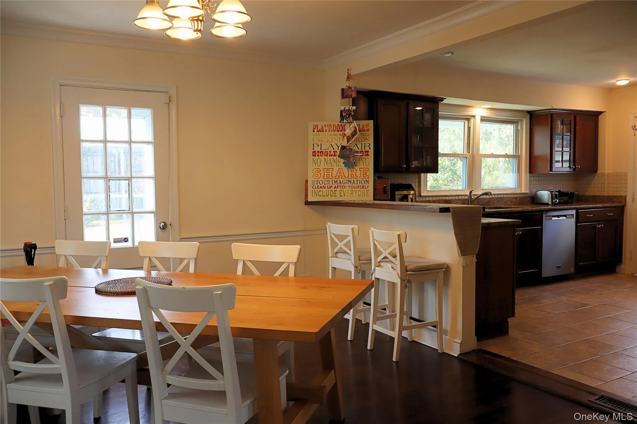 14 Bonnett Avenue, Mamaroneck, NY, 3 Bedrooms Bedrooms, 6 Rooms Rooms,2 BathroomsBathrooms,Residential Lease,For Rent,Bonnett,0,975931 14 Bonnett Avenue, Mamaroneck, NY, 3 Bedrooms Bedrooms, 6 Rooms Rooms,2 BathroomsBathrooms,Residential Lease,For Rent,Bonnett,0,975931