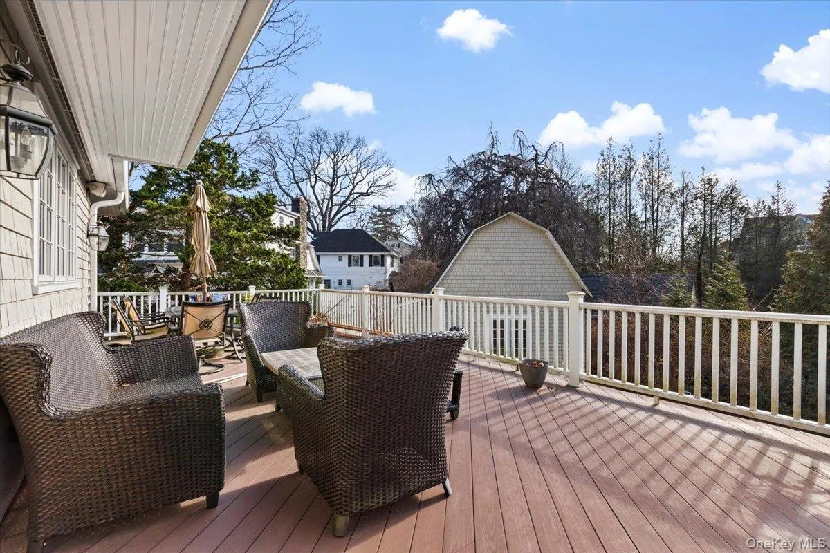 47 GREENACRES Avenue, Scarsdale, NY, 6 Bedrooms Bedrooms, 13 Rooms Rooms,7 BathroomsBathrooms,Residential Lease,For Rent,GREENACRES,0,975951 47 GREENACRES Avenue, Scarsdale, NY, 6 Bedrooms Bedrooms, 13 Rooms Rooms,7 BathroomsBathrooms,Residential Lease,For Rent,GREENACRES,0,975951