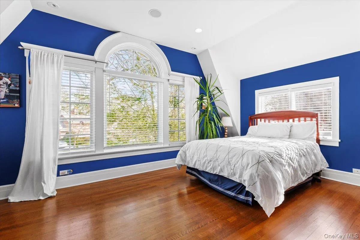 47 GREENACRES Avenue, Scarsdale, NY, 6 Bedrooms Bedrooms, 13 Rooms Rooms,7 BathroomsBathrooms,Residential Lease,For Rent,GREENACRES,0,975951 47 GREENACRES Avenue, Scarsdale, NY, 6 Bedrooms Bedrooms, 13 Rooms Rooms,7 BathroomsBathrooms,Residential Lease,For Rent,GREENACRES,0,975951