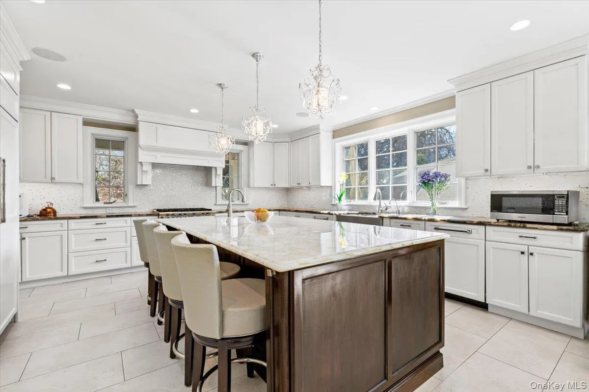 47 GREENACRES Avenue, Scarsdale, NY, 6 Bedrooms Bedrooms, 13 Rooms Rooms,7 BathroomsBathrooms,Residential Lease,For Rent,GREENACRES,0,975951 47 GREENACRES Avenue, Scarsdale, NY, 6 Bedrooms Bedrooms, 13 Rooms Rooms,7 BathroomsBathrooms,Residential Lease,For Rent,GREENACRES,0,975951