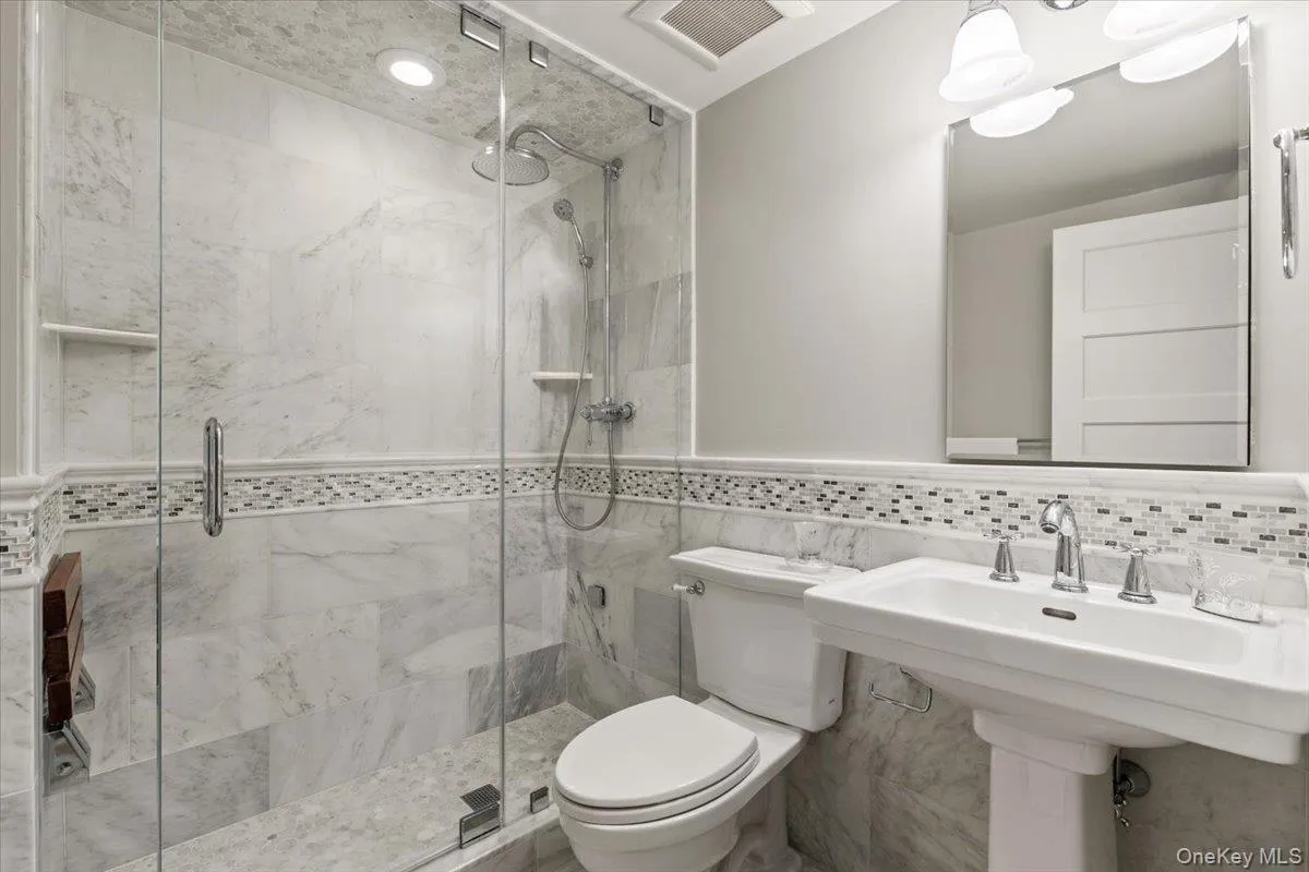 47 GREENACRES Avenue, Scarsdale, NY, 6 Bedrooms Bedrooms, 13 Rooms Rooms,7 BathroomsBathrooms,Residential Lease,For Rent,GREENACRES,0,975951 47 GREENACRES Avenue, Scarsdale, NY, 6 Bedrooms Bedrooms, 13 Rooms Rooms,7 BathroomsBathrooms,Residential Lease,For Rent,GREENACRES,0,975951