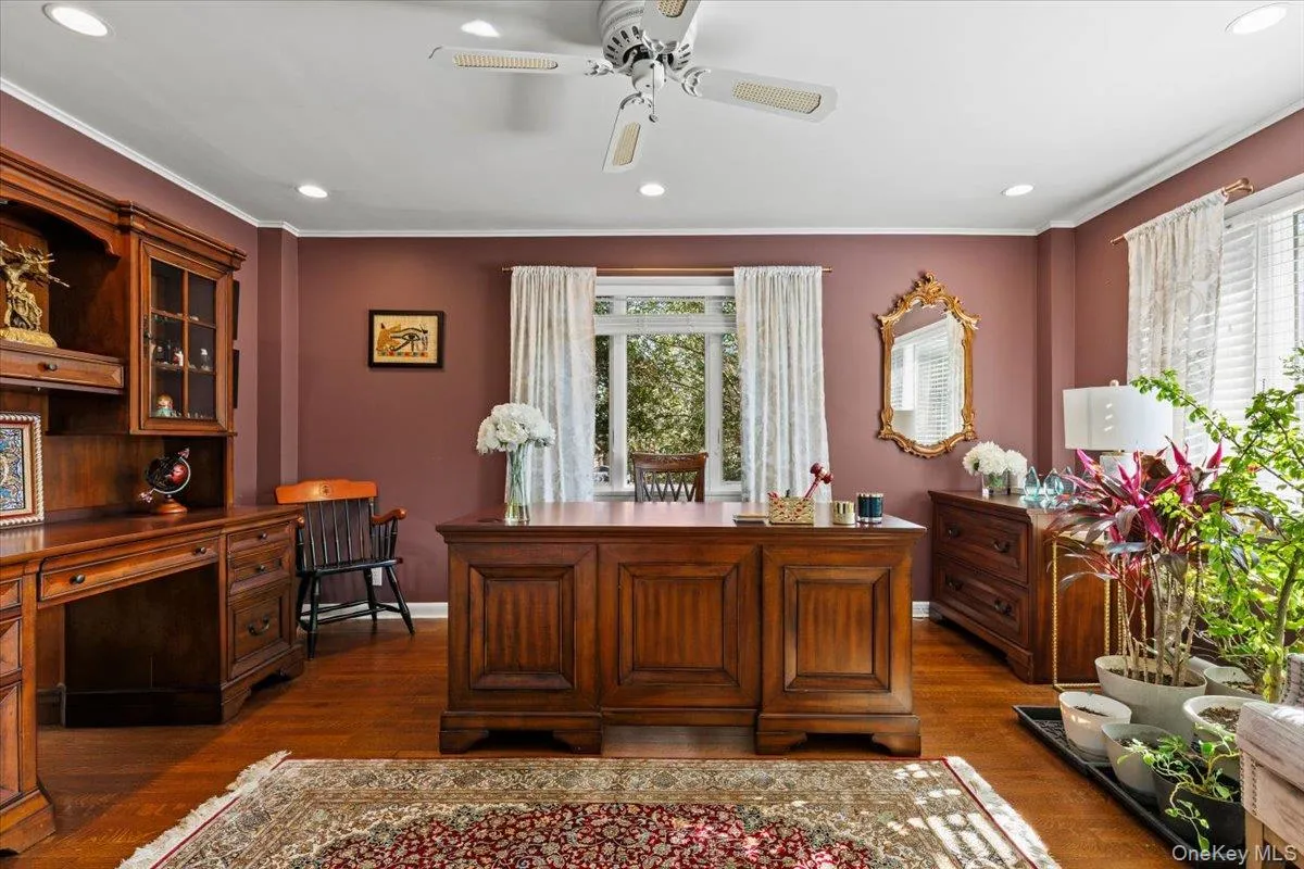 47 GREENACRES Avenue, Scarsdale, NY, 6 Bedrooms Bedrooms, 13 Rooms Rooms,7 BathroomsBathrooms,Residential Lease,For Rent,GREENACRES,0,975951 47 GREENACRES Avenue, Scarsdale, NY, 6 Bedrooms Bedrooms, 13 Rooms Rooms,7 BathroomsBathrooms,Residential Lease,For Rent,GREENACRES,0,975951