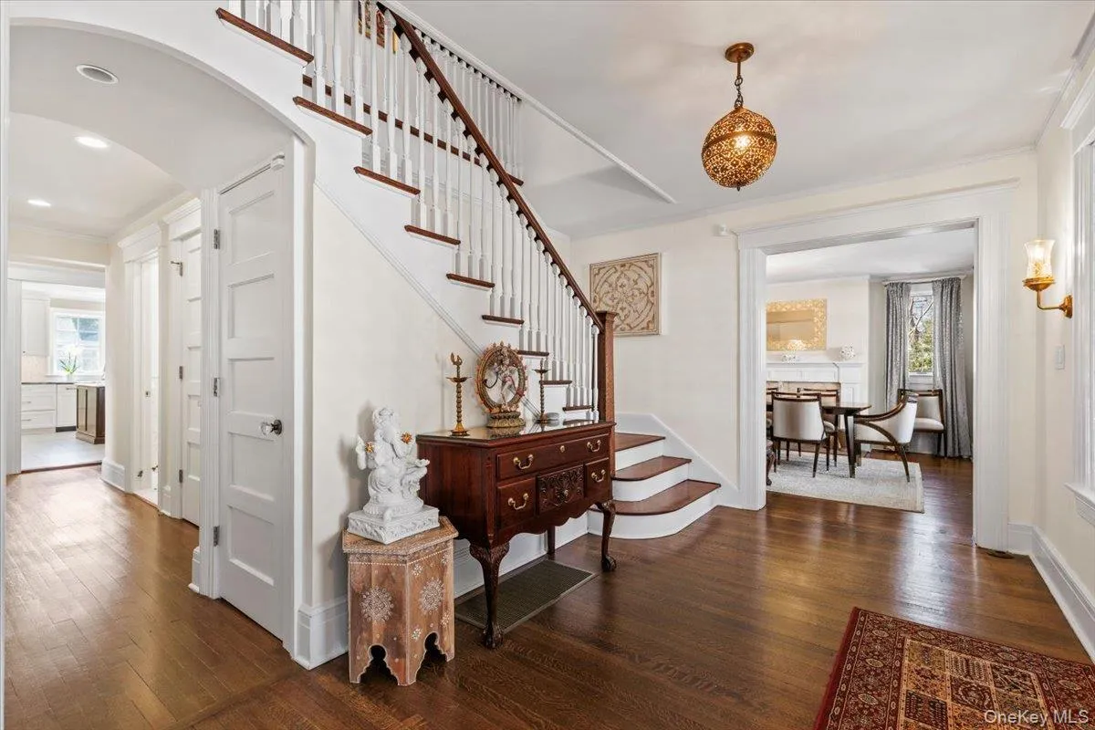 47 GREENACRES Avenue, Scarsdale, NY, 6 Bedrooms Bedrooms, 13 Rooms Rooms,7 BathroomsBathrooms,Residential Lease,For Rent,GREENACRES,0,975951 47 GREENACRES Avenue, Scarsdale, NY, 6 Bedrooms Bedrooms, 13 Rooms Rooms,7 BathroomsBathrooms,Residential Lease,For Rent,GREENACRES,0,975951