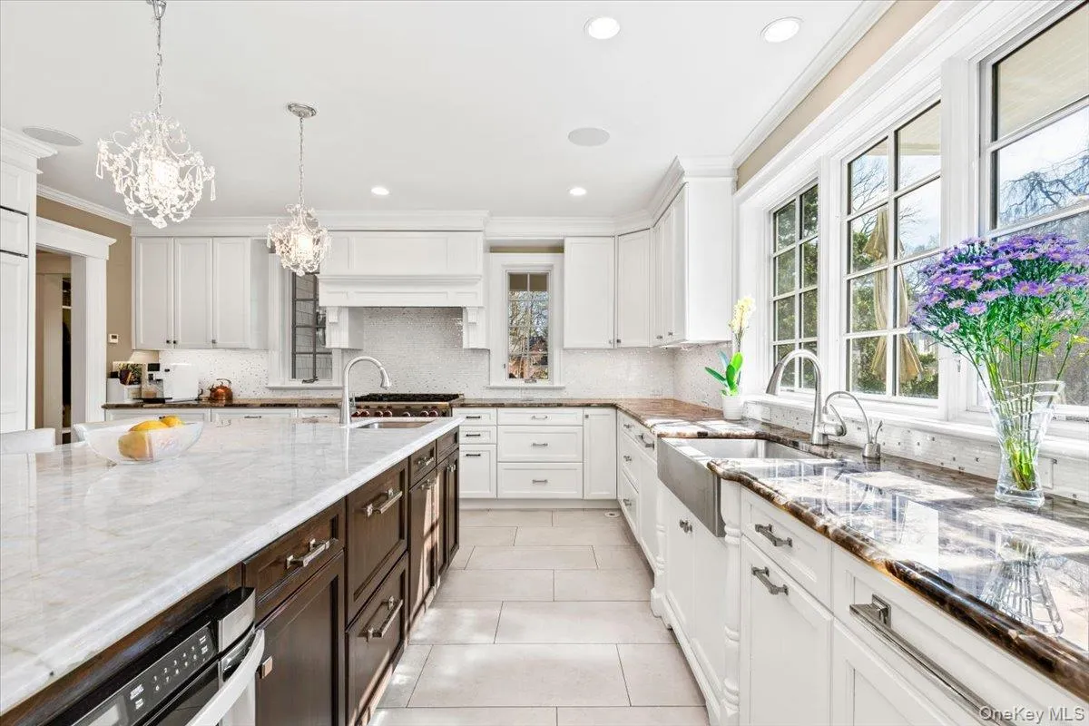 47 GREENACRES Avenue, Scarsdale, NY, 6 Bedrooms Bedrooms, 13 Rooms Rooms,7 BathroomsBathrooms,Residential Lease,For Rent,GREENACRES,0,975951 47 GREENACRES Avenue, Scarsdale, NY, 6 Bedrooms Bedrooms, 13 Rooms Rooms,7 BathroomsBathrooms,Residential Lease,For Rent,GREENACRES,0,975951