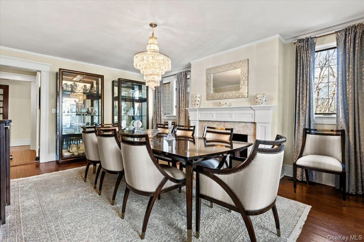 47 GREENACRES Avenue, Scarsdale, NY, 6 Bedrooms Bedrooms, 13 Rooms Rooms,7 BathroomsBathrooms,Residential Lease,For Rent,GREENACRES,0,975951 47 GREENACRES Avenue, Scarsdale, NY, 6 Bedrooms Bedrooms, 13 Rooms Rooms,7 BathroomsBathrooms,Residential Lease,For Rent,GREENACRES,0,975951