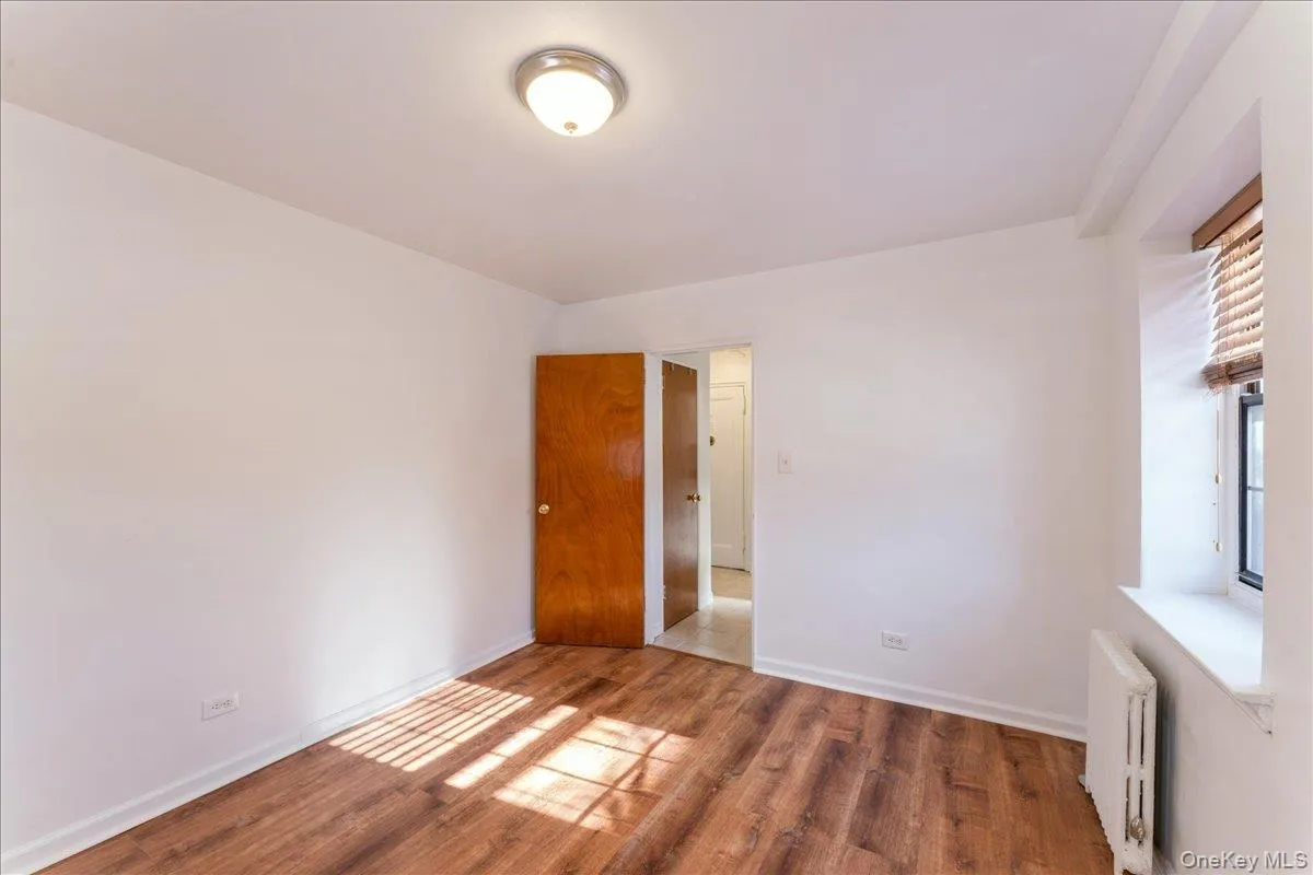 7811 Main Street, New York, NY, 1 Bedroom Bedrooms, 3 Rooms Rooms,1 BathroomBathrooms,Residential,For Rent,Main,0,975956 7811 Main Street, New York, NY, 1 Bedroom Bedrooms, 3 Rooms Rooms,1 BathroomBathrooms,Residential,For Rent,Main,0,975956