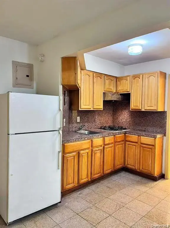 37-30 103rd Street, New York, NY, 2 Bedrooms Bedrooms, 5 Rooms Rooms,2 BathroomsBathrooms,Residential,For Rent,103rd,0,975958 37-30 103rd Street, New York, NY, 2 Bedrooms Bedrooms, 5 Rooms Rooms,2 BathroomsBathrooms,Residential,For Rent,103rd,0,975958