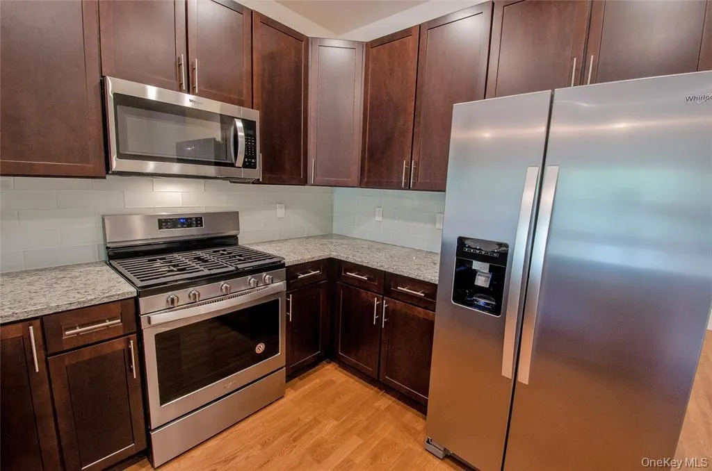 260 Main Street, Goshen, NY, 2 Bedrooms Bedrooms, 6 Rooms Rooms,2 BathroomsBathrooms,Residential Lease,For Rent,Main,0,975959 260 Main Street, Goshen, NY, 2 Bedrooms Bedrooms, 6 Rooms Rooms,2 BathroomsBathrooms,Residential Lease,For Rent,Main,0,975959