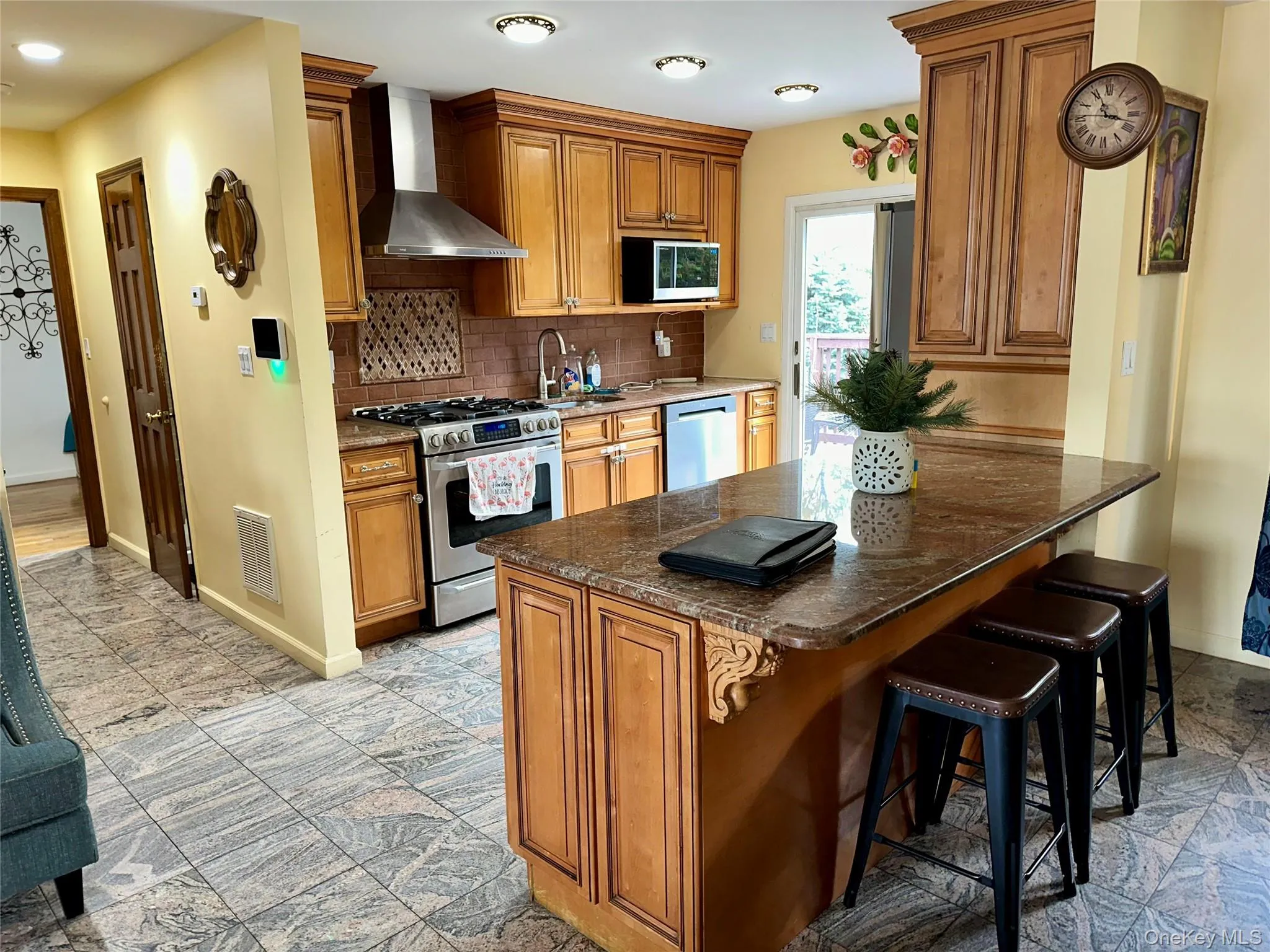 1316 Mc Clure Avenue, Hempstead, NY, 4 Bedrooms Bedrooms, 9 Rooms Rooms,2 BathroomsBathrooms,Residential Lease,For Rent,Mc Clure,0,975961 1316 Mc Clure Avenue, Hempstead, NY, 4 Bedrooms Bedrooms, 9 Rooms Rooms,2 BathroomsBathrooms,Residential Lease,For Rent,Mc Clure,0,975961