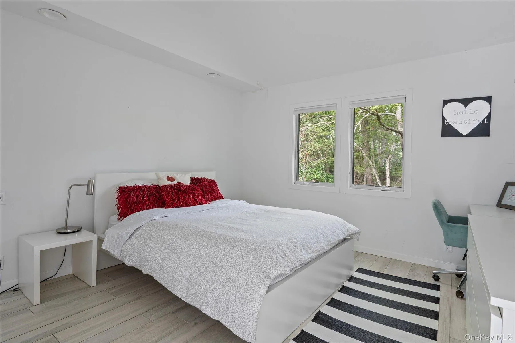 5 Lakewood Lane, Southampton, NY, 4 Bedrooms Bedrooms, 8 Rooms Rooms,3 BathroomsBathrooms,Residential Lease,For Rent,Lakewood,0,975963 5 Lakewood Lane, Southampton, NY, 4 Bedrooms Bedrooms, 8 Rooms Rooms,3 BathroomsBathrooms,Residential Lease,For Rent,Lakewood,0,975963