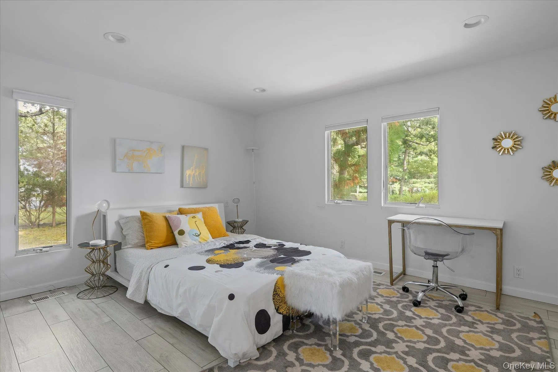 5 Lakewood Lane, Southampton, NY, 4 Bedrooms Bedrooms, 8 Rooms Rooms,3 BathroomsBathrooms,Residential Lease,For Rent,Lakewood,0,975963 5 Lakewood Lane, Southampton, NY, 4 Bedrooms Bedrooms, 8 Rooms Rooms,3 BathroomsBathrooms,Residential Lease,For Rent,Lakewood,0,975963