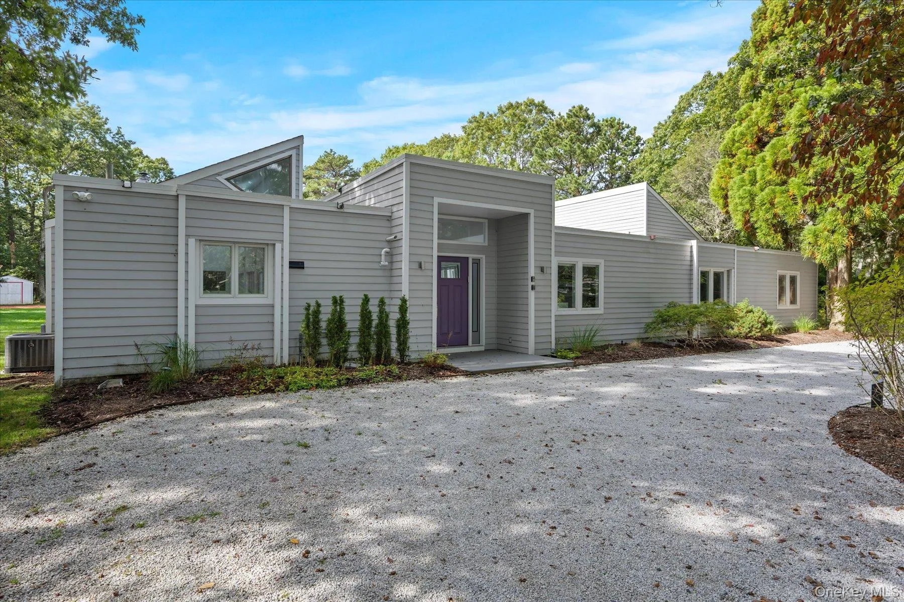 5 Lakewood Lane, Southampton, NY, 4 Bedrooms Bedrooms, 8 Rooms Rooms,3 BathroomsBathrooms,Residential Lease,For Rent,Lakewood,0,975963 5 Lakewood Lane, Southampton, NY, 4 Bedrooms Bedrooms, 8 Rooms Rooms,3 BathroomsBathrooms,Residential Lease,For Rent,Lakewood,0,975963