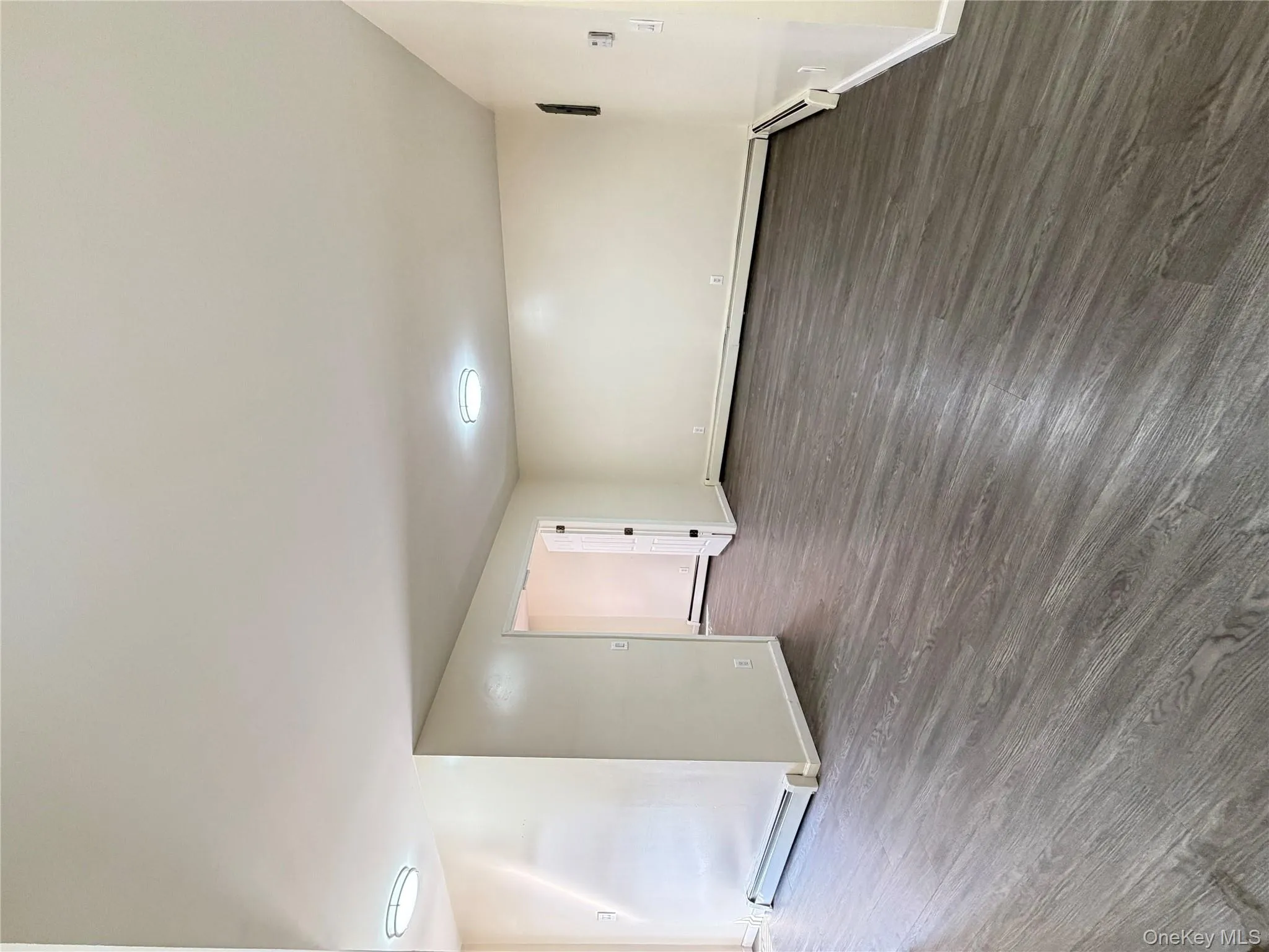 7929 153rd Street, New York, NY, 3 Bedrooms Bedrooms, 6 Rooms Rooms,1 BathroomBathrooms,Residential Lease,For Rent,153rd,0,975980 7929 153rd Street, New York, NY, 3 Bedrooms Bedrooms, 6 Rooms Rooms,1 BathroomBathrooms,Residential Lease,For Rent,153rd,0,975980