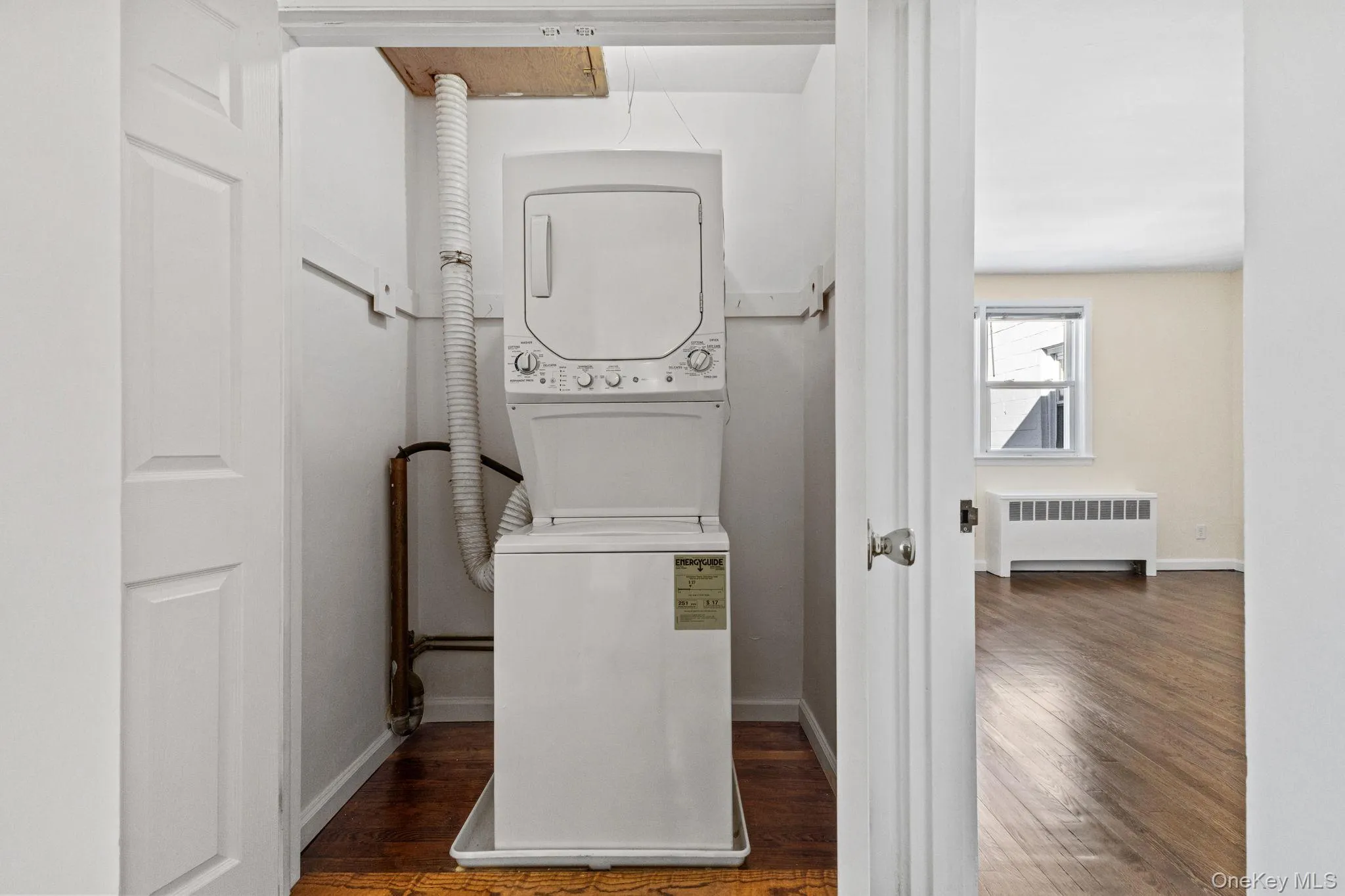 9 Avon Circle, Rye Town, NY, 2 Bedrooms Bedrooms, 6 Rooms Rooms,2 BathroomsBathrooms,Residential,For Rent,Avon,0,975991 9 Avon Circle, Rye Town, NY, 2 Bedrooms Bedrooms, 6 Rooms Rooms,2 BathroomsBathrooms,Residential,For Rent,Avon,0,975991