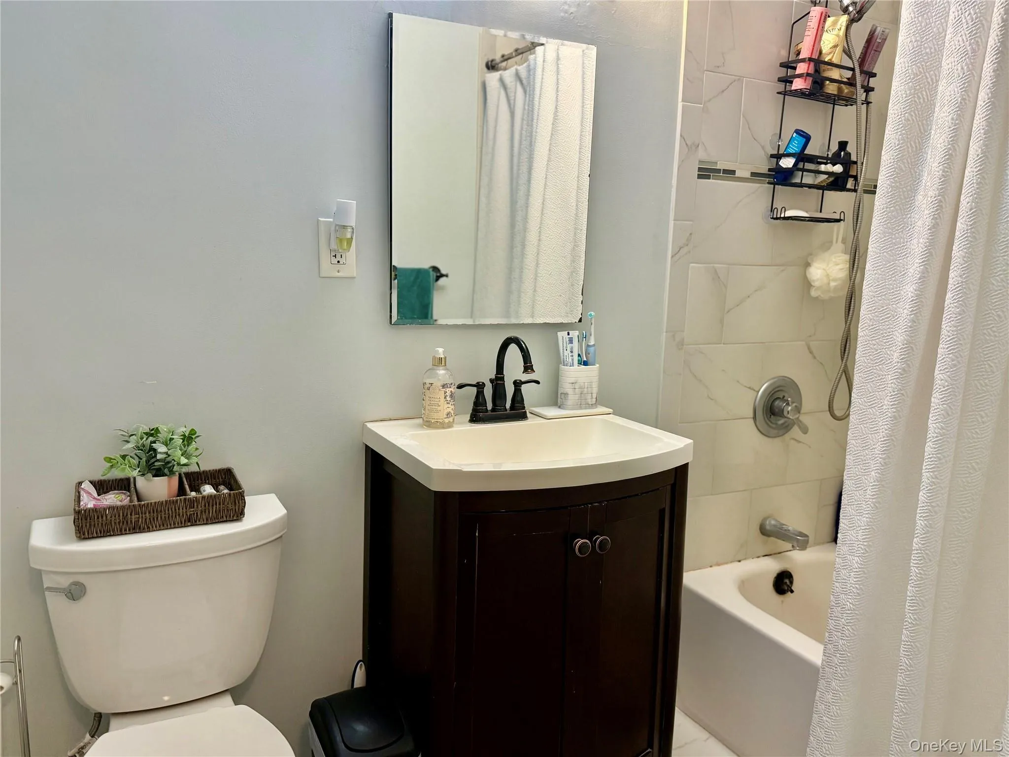 100 Lincoln Avenue, North Hempstead, NY, 2 Rooms Rooms,1 BathroomBathrooms,Residential Sale,For Rent,Lincoln,0,976001 100 Lincoln Avenue, North Hempstead, NY, 2 Rooms Rooms,1 BathroomBathrooms,Residential Sale,For Rent,Lincoln,0,976001