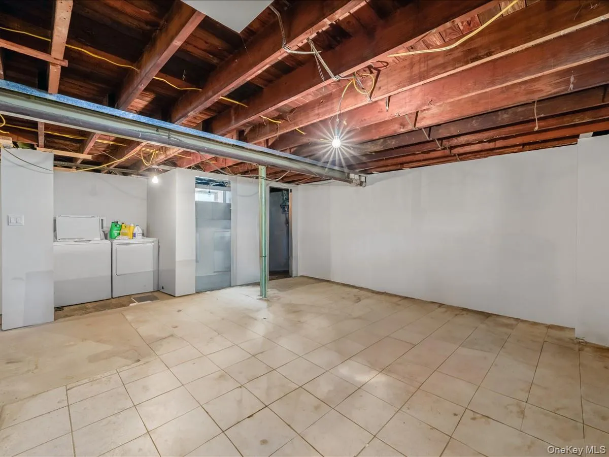 63-01 138TH Street, New York, NY, 4 Bedrooms Bedrooms, 9 Rooms Rooms,2 BathroomsBathrooms,Residential,For Rent,138TH,0,976002 63-01 138TH Street, New York, NY, 4 Bedrooms Bedrooms, 9 Rooms Rooms,2 BathroomsBathrooms,Residential,For Rent,138TH,0,976002