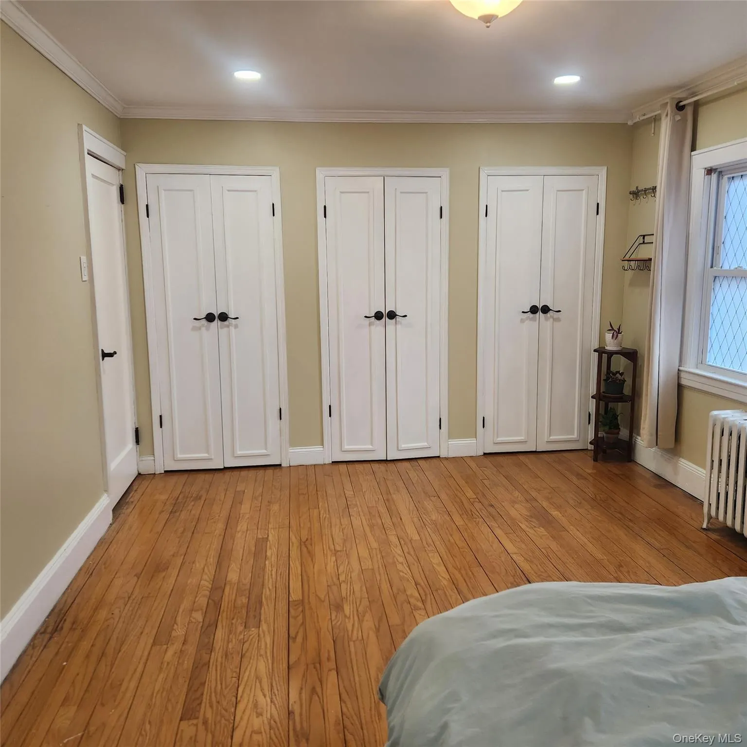 71 Davis Street, Hempstead, NY, 3 Bedrooms Bedrooms, 8 Rooms Rooms,1 BathroomBathrooms,Residential Lease,For Rent,Davis,0,976005 71 Davis Street, Hempstead, NY, 3 Bedrooms Bedrooms, 8 Rooms Rooms,1 BathroomBathrooms,Residential Lease,For Rent,Davis,0,976005