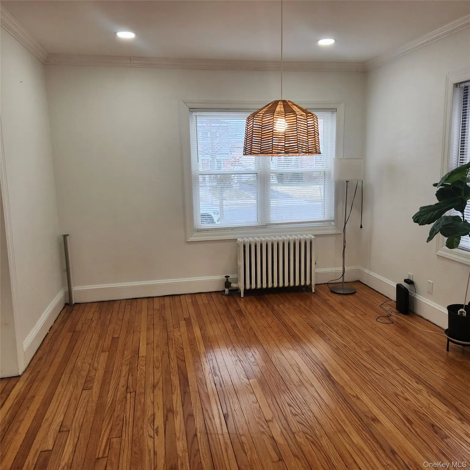 71 Davis Street, Hempstead, NY, 3 Bedrooms Bedrooms, 8 Rooms Rooms,1 BathroomBathrooms,Residential Lease,For Rent,Davis,0,976005 71 Davis Street, Hempstead, NY, 3 Bedrooms Bedrooms, 8 Rooms Rooms,1 BathroomBathrooms,Residential Lease,For Rent,Davis,0,976005