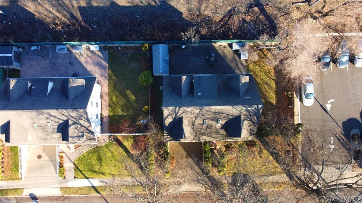 View of subject property View of subject property