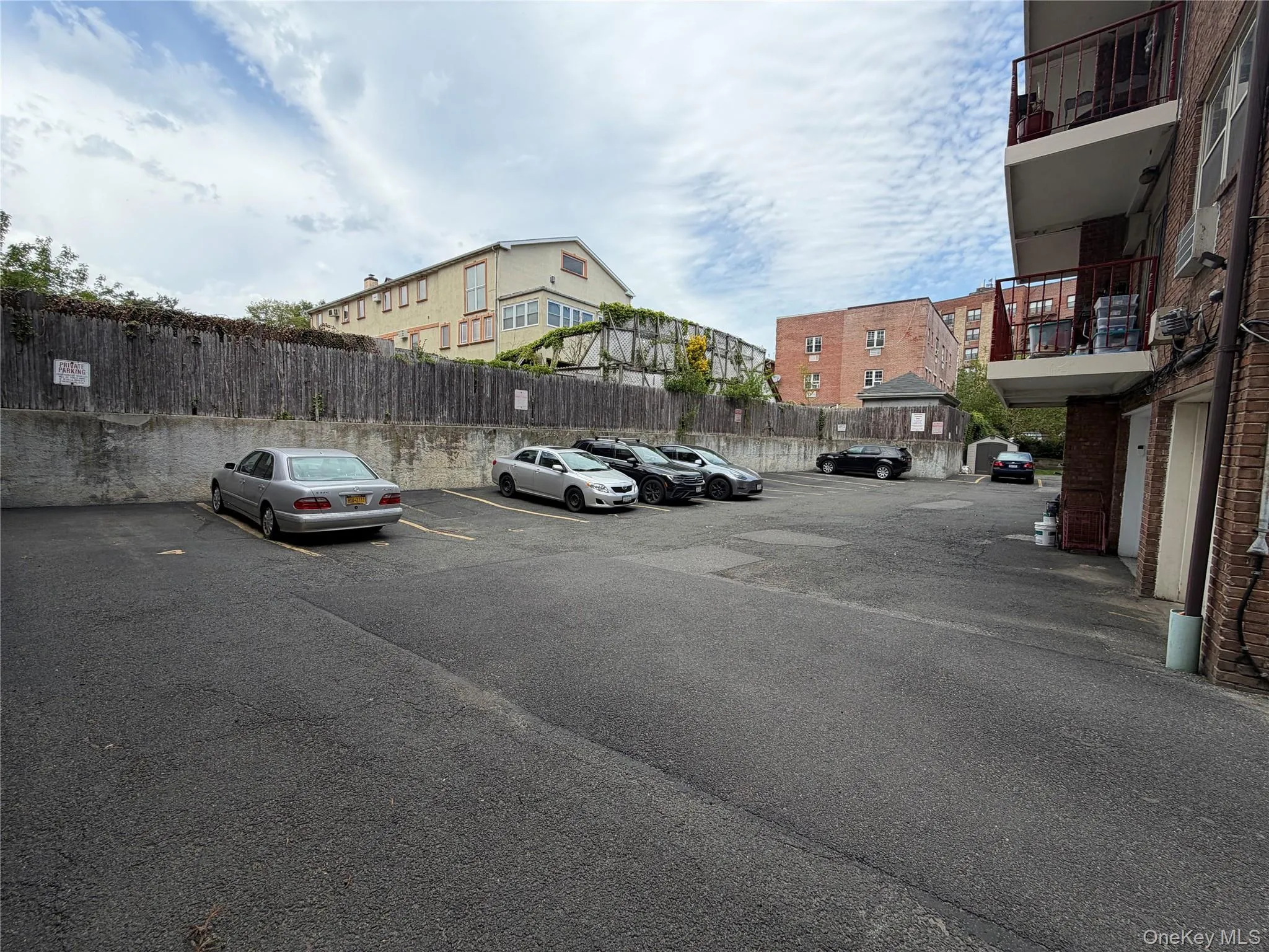 172-39 HIGHLAND AVE, New York, NY, 2 Bedrooms Bedrooms, 6 Rooms Rooms,2 BathroomsBathrooms,Residential,For Rent,HIGHLAND AVE,0,976014 172-39 HIGHLAND AVE, New York, NY, 2 Bedrooms Bedrooms, 6 Rooms Rooms,2 BathroomsBathrooms,Residential,For Rent,HIGHLAND AVE,0,976014