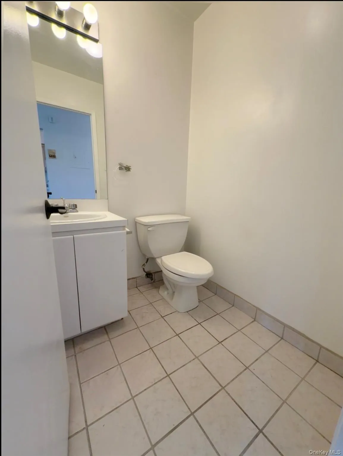 172-39 HIGHLAND AVE, New York, NY, 2 Bedrooms Bedrooms, 6 Rooms Rooms,2 BathroomsBathrooms,Residential,For Rent,HIGHLAND AVE,0,976014 172-39 HIGHLAND AVE, New York, NY, 2 Bedrooms Bedrooms, 6 Rooms Rooms,2 BathroomsBathrooms,Residential,For Rent,HIGHLAND AVE,0,976014