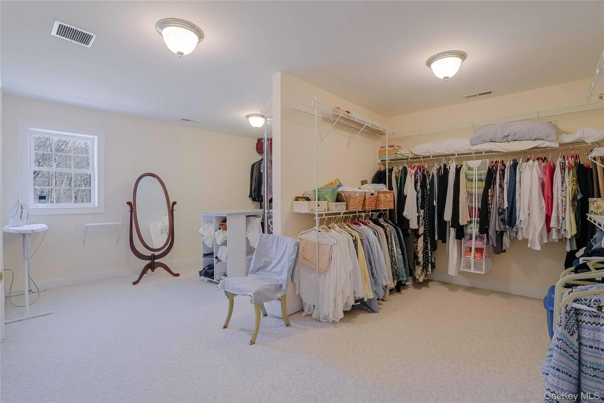 380 Southbury Road, Roxbury, CT, 4 Bedrooms Bedrooms, 10 Rooms Rooms,4 BathroomsBathrooms,Residential,For Rent,Southbury,0,976015 380 Southbury Road, Roxbury, CT, 4 Bedrooms Bedrooms, 10 Rooms Rooms,4 BathroomsBathrooms,Residential,For Rent,Southbury,0,976015